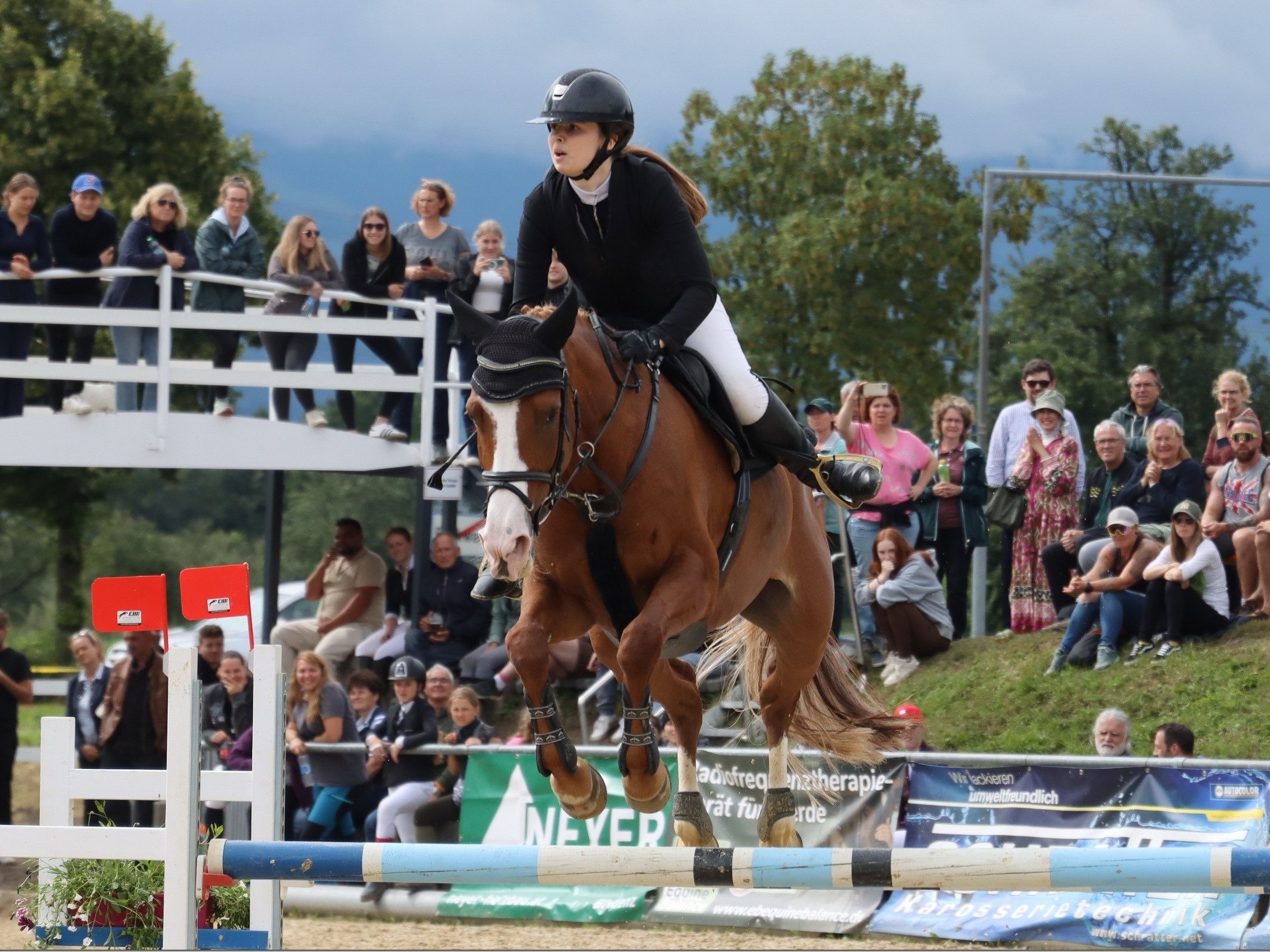 Clara Tschanett holt ÖM-Silber in der Juniorenklasse.