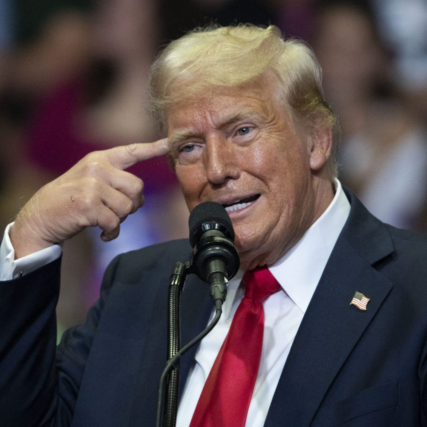 Donald Trump soll auf Wahlkampfveranstaltungen im Freien verzichten.