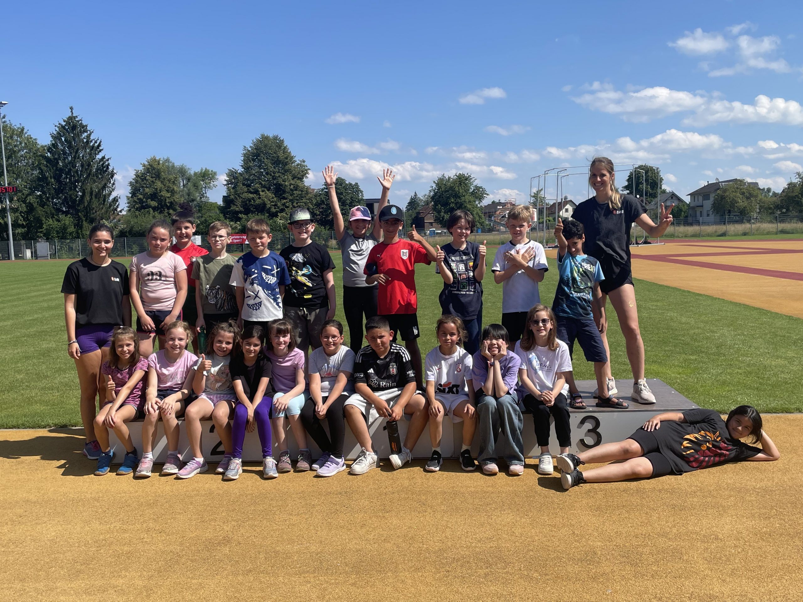 Die 4p-Klasse mit der TS Jahn