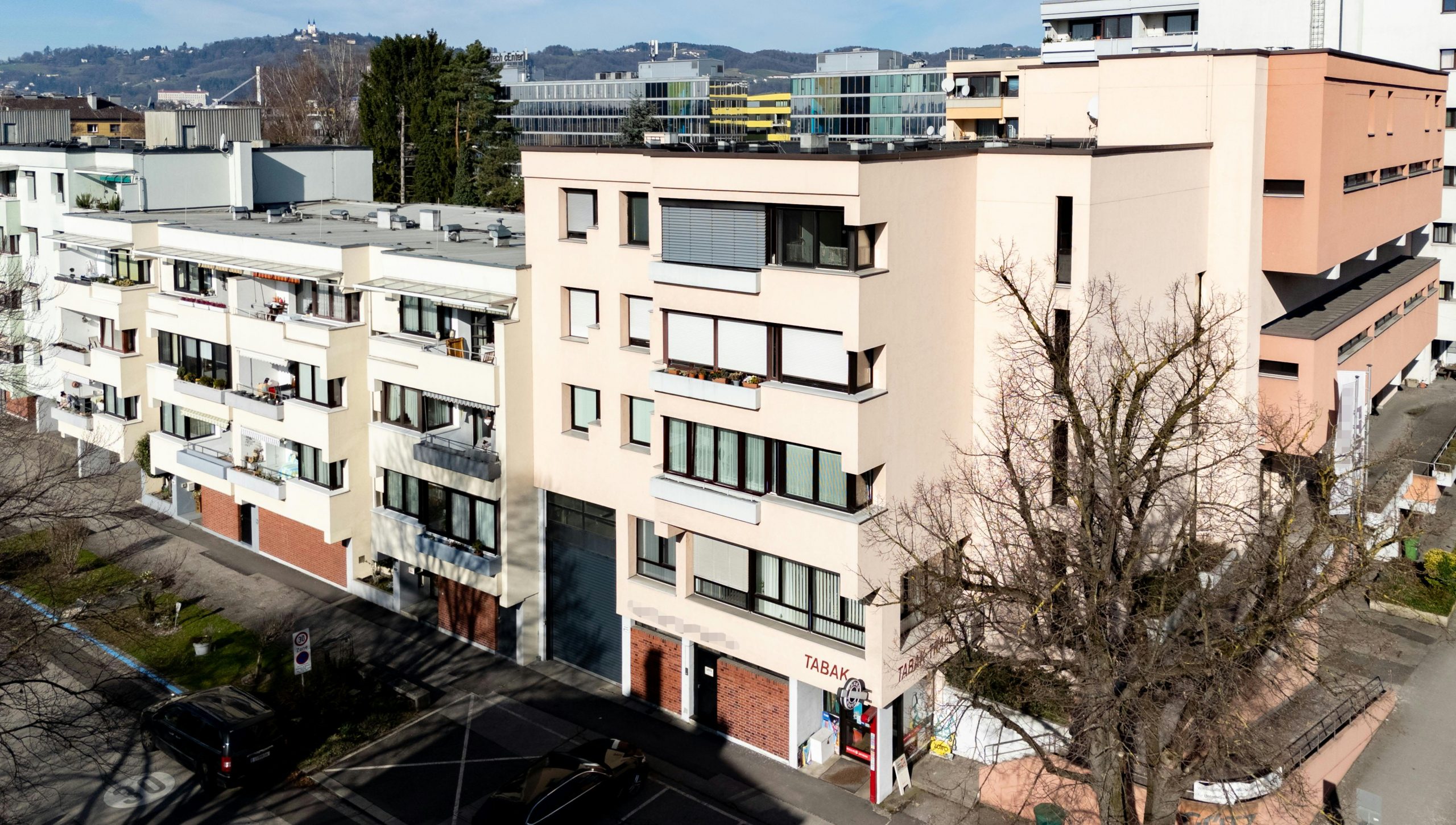 Das Haus aus dem das Kind gestützt ist Das Haus aus dem das Kind gestützt ist