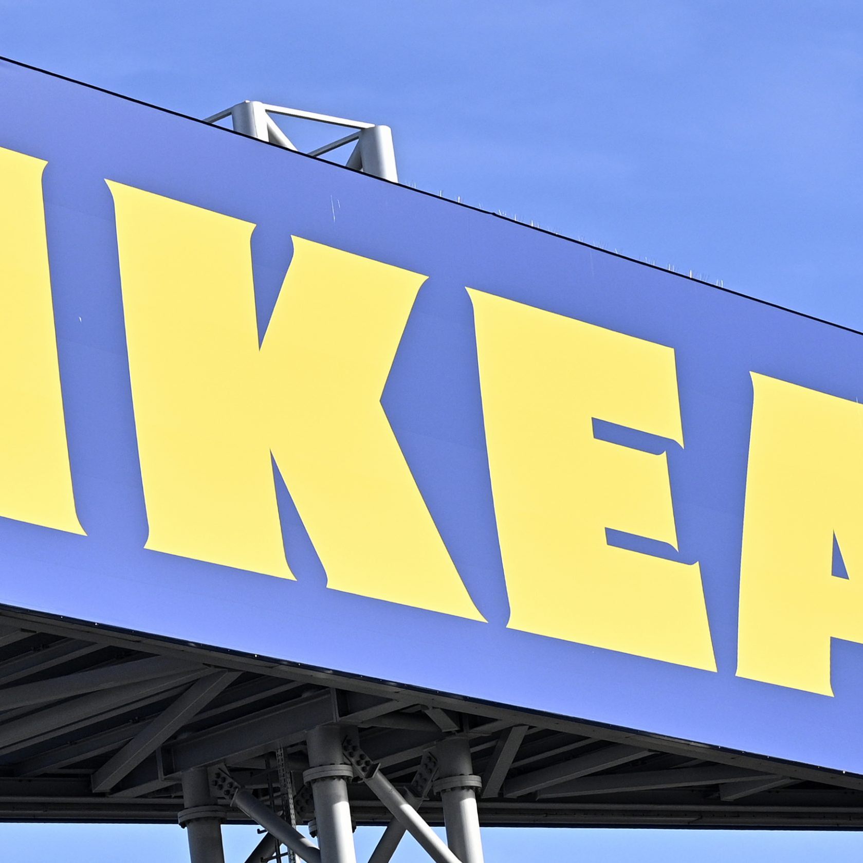 IKEA hat wegen erhöhter Brandgefahr einen Produkt-Rückruf gestartet.