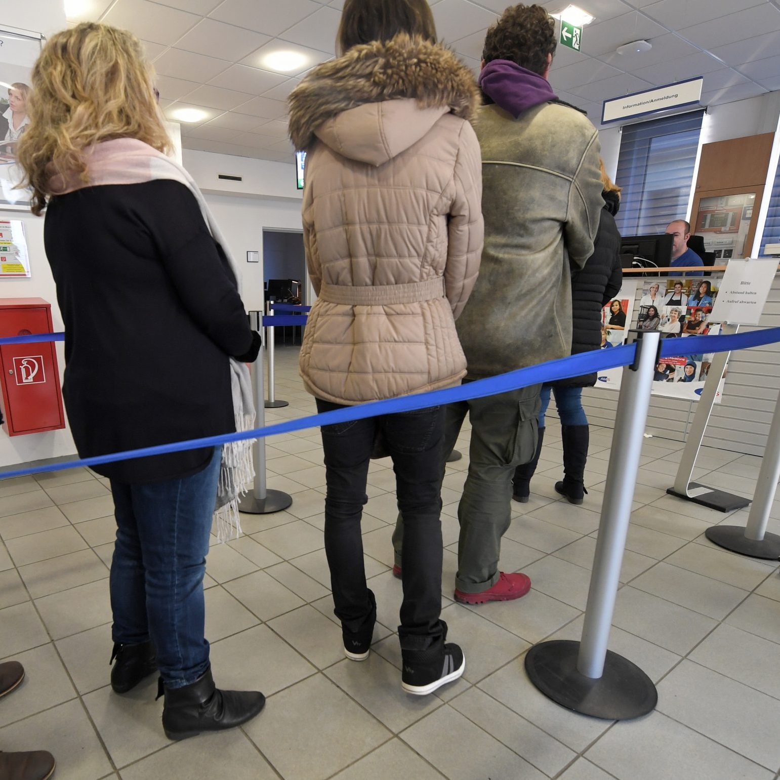 Die Arbeitslosigkeit ist im Juni gestiegen.