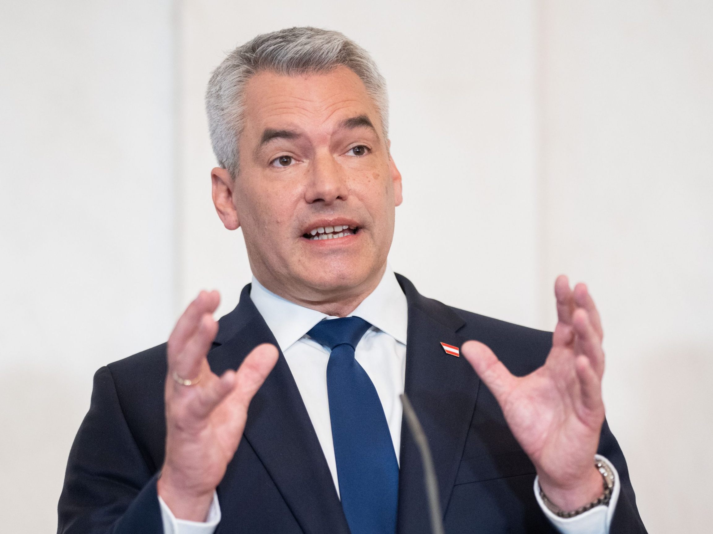 Für Nehammer drängt die Nominierung des EU-Kommissars nicht. Für Nehammer drängt die Nominierung des EU-Kommissars nicht.