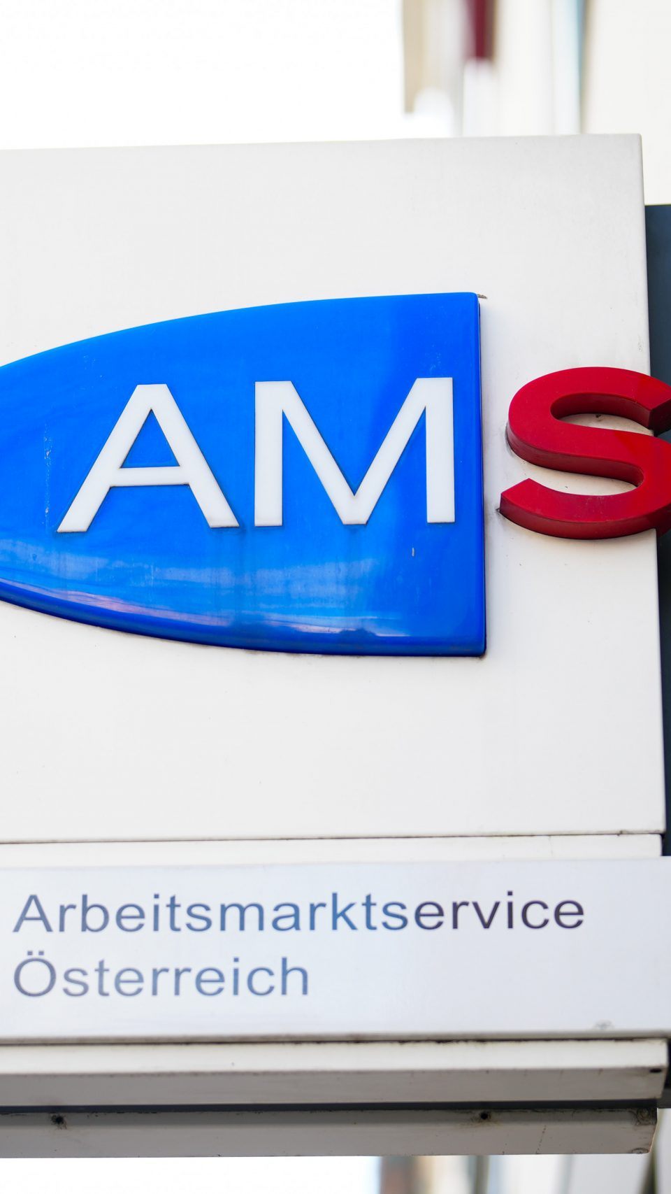 Frauenorganisationen warnen derzeit vor Kürzungen.