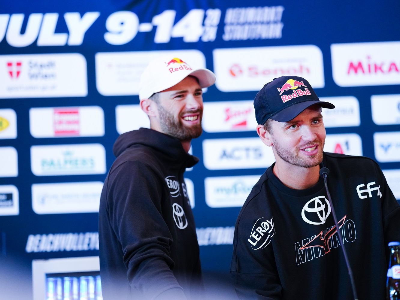 Auch die Beachvolleyball-Olympiasieger Mol/Sorum schlagen beim Turnier in Wien auf. Auch die Beachvolleyball-Olympiasieger Mol/Sorum schlagen beim Turnier in Wien auf.
