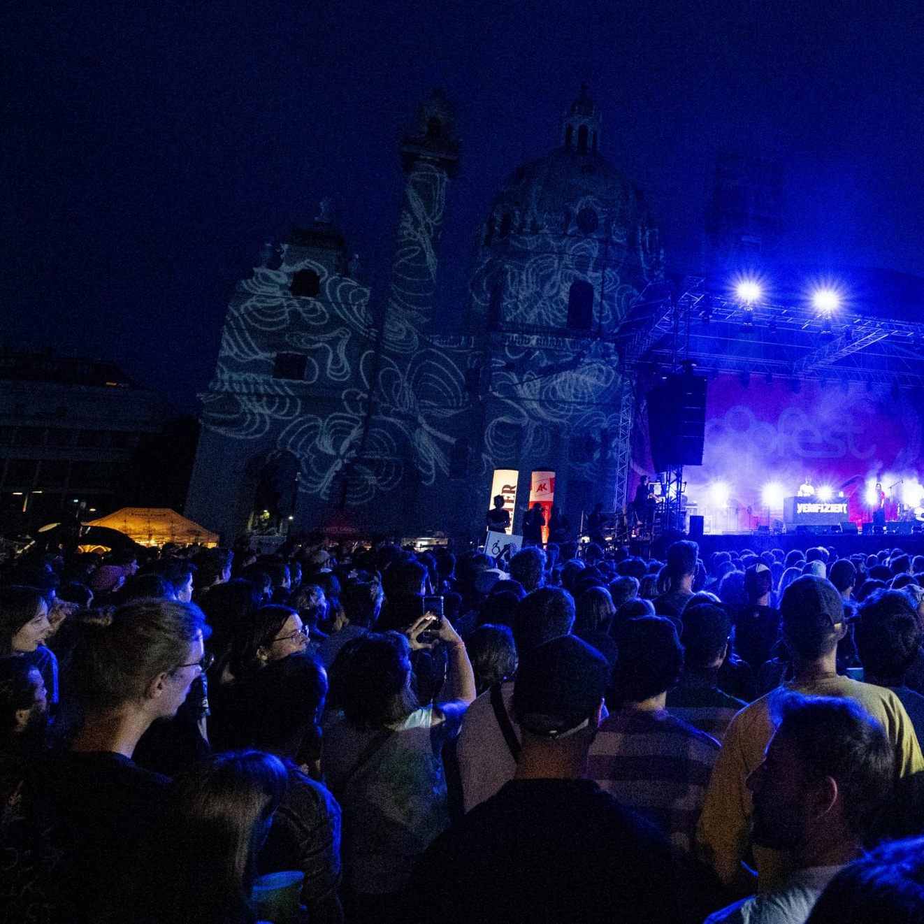 Bis Sonntag gibt es beim Popfest wieder gratis Programm rund um den Karlsplatz.