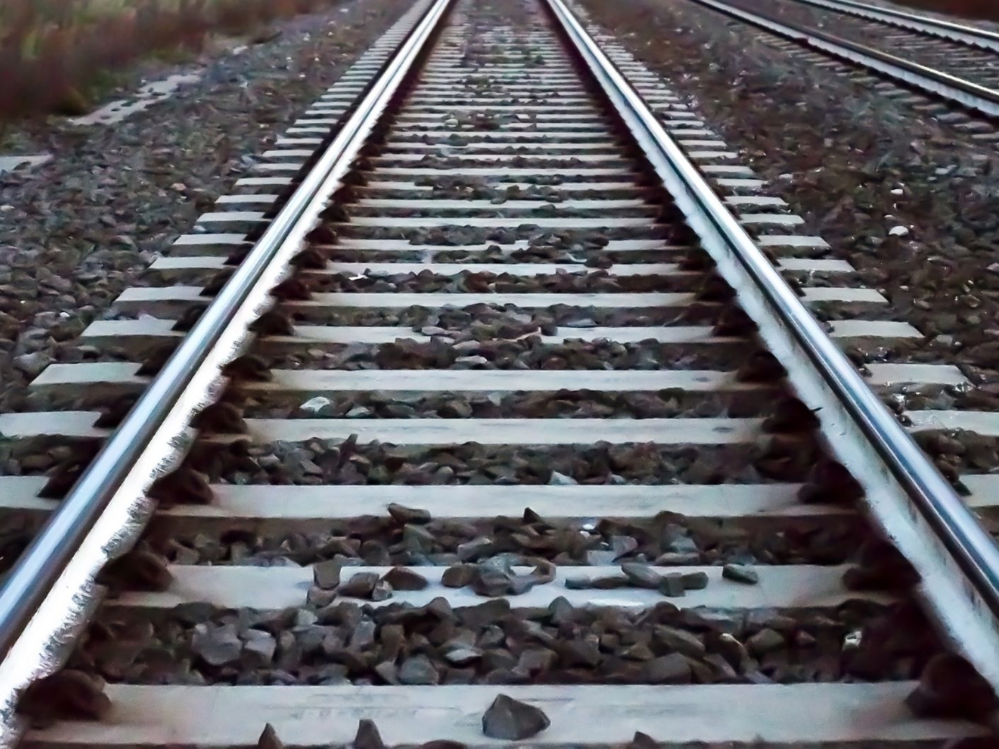 Seit spätem Montagabend ist die wichtige Bahnstrecke zwischen Frankfurt und Mannheim monatelang gesperrt. Seit spätem Montagabend ist die wichtige Bahnstrecke zwischen Frankfurt und Mannheim monatelang gesperrt.