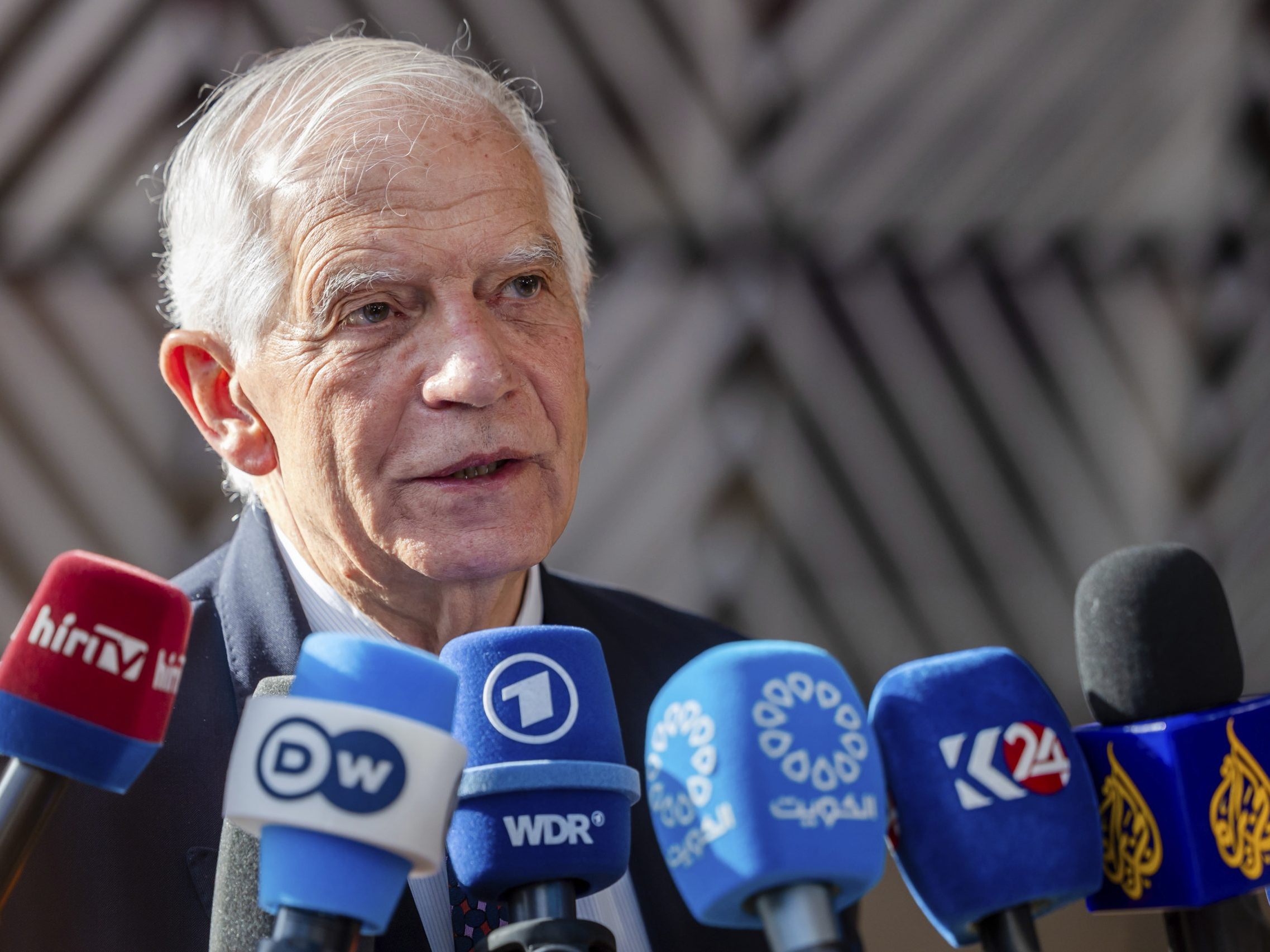 Borrell wollte nicht von "Boykott" sprechen. Borrell wollte nicht von "Boykott" sprechen.