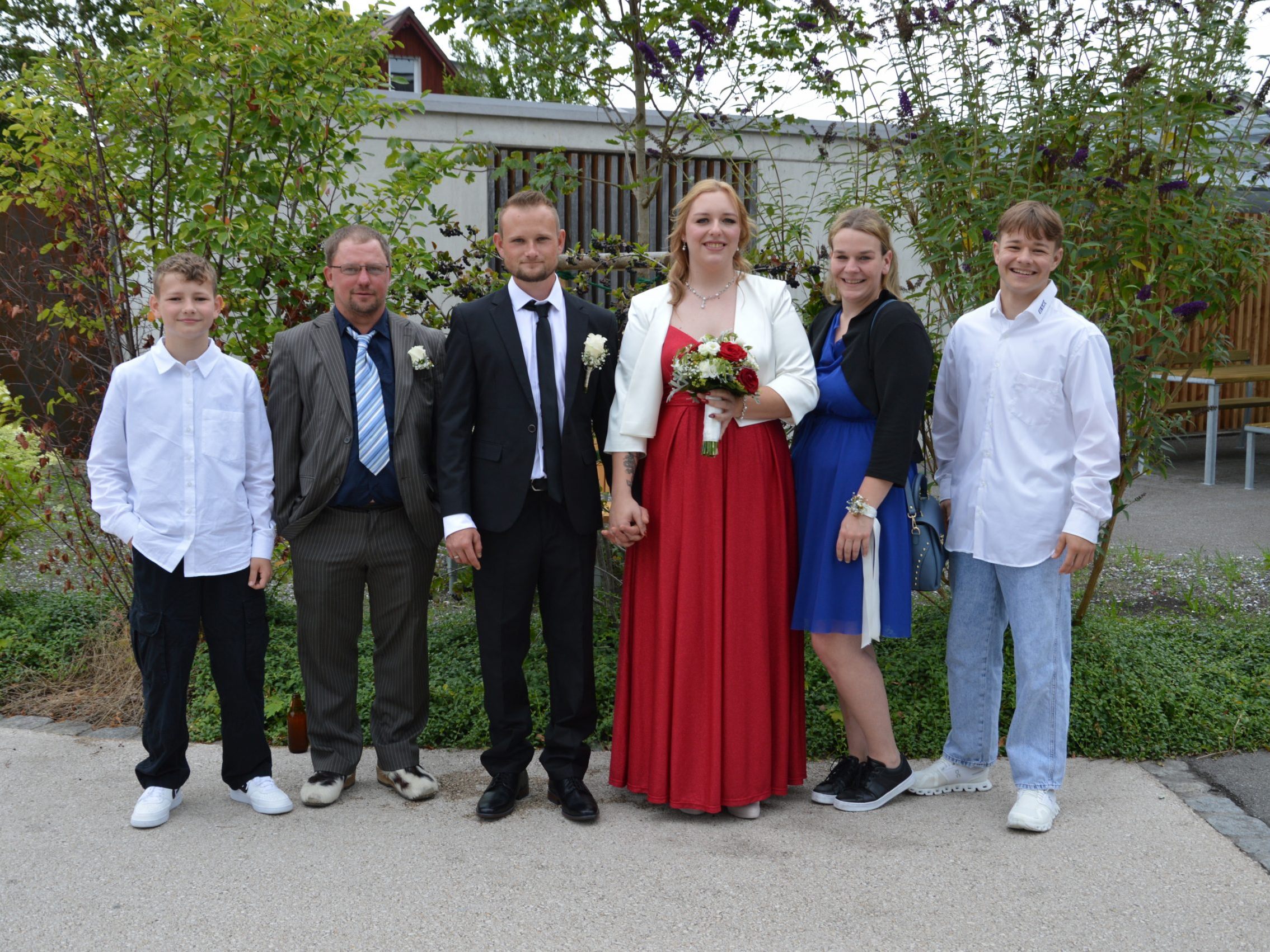 Corina Lutz und Luca Reiniger haben geheiratet. Corina Lutz und Luca Reiniger haben geheiratet.