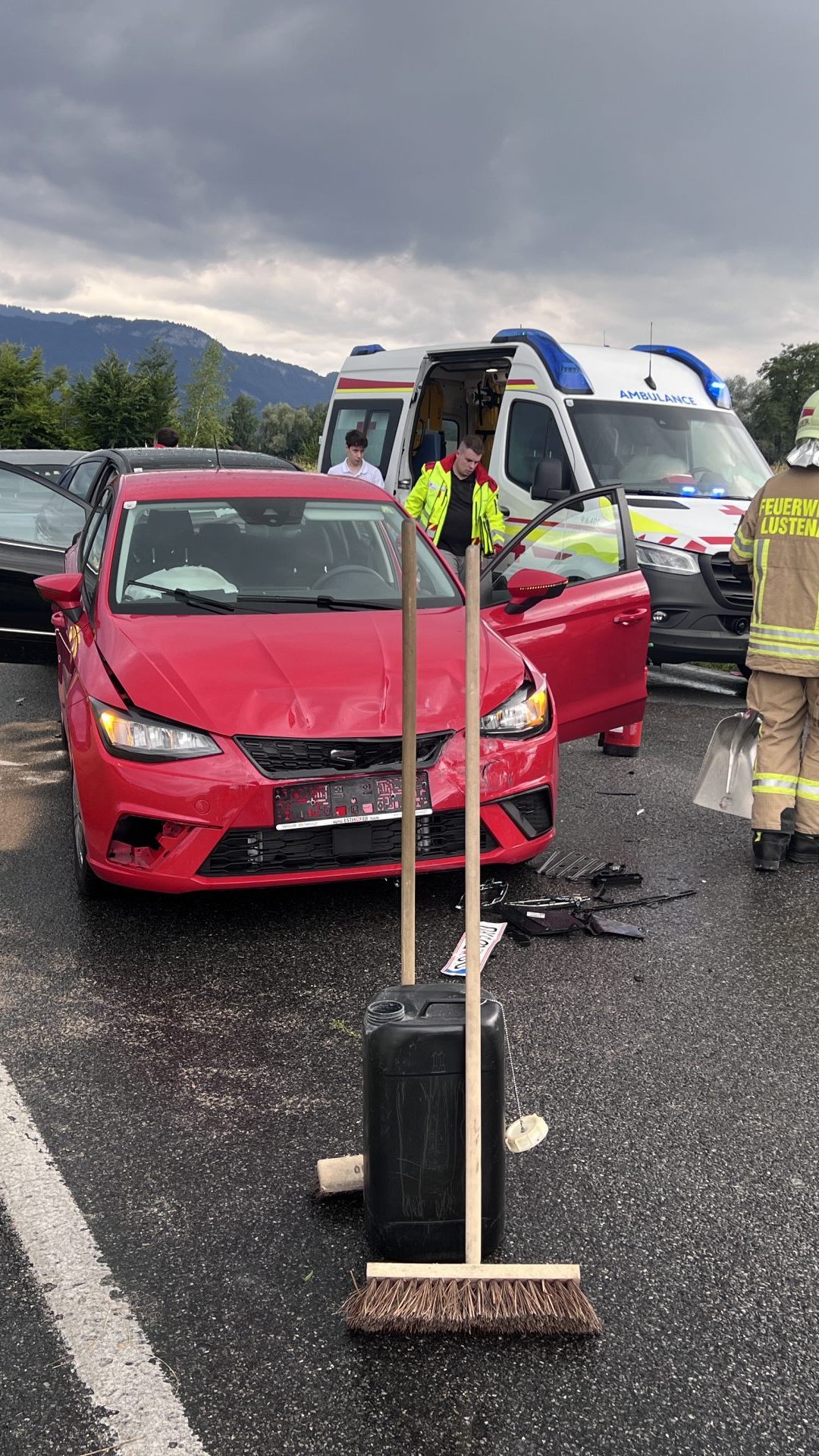 Einsatz nach Unfall auf der Hohenemser Straße