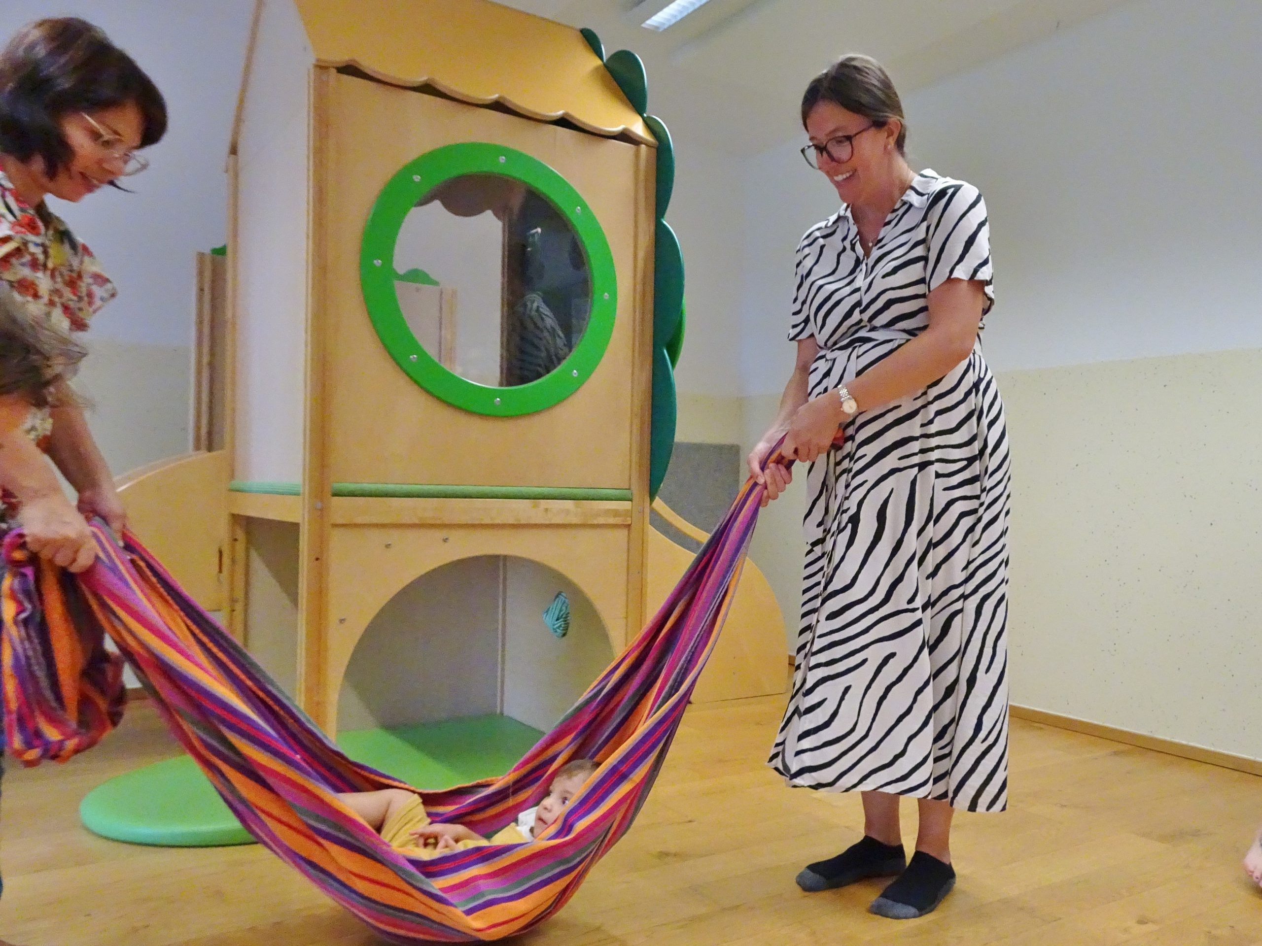 Maja Pollak hat zwei Jahre lang mit großer Begeisterung die Purzelbaumgruppe in Dornbirn geleitet - jetzt geht es aber vorerst einmal in die Babypause. Maja Pollak hat zwei Jahre lang mit großer Begeisterung die Purzelbaumgruppe in Dornbirn geleitet - jetzt geht es aber vorerst einmal in die Babypause.
