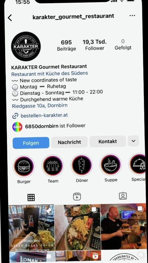 Das Restaurant bietet eine Vielzahl von Speisen.