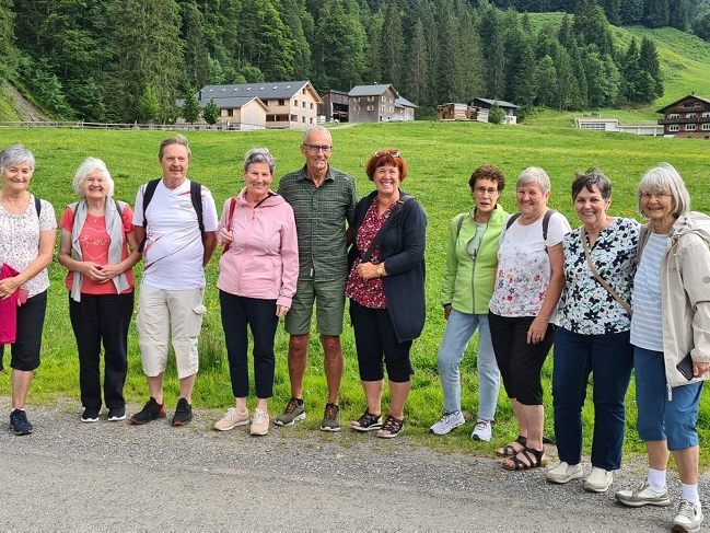 Mit den PÖffis ging es diesmal nach Schönenbach