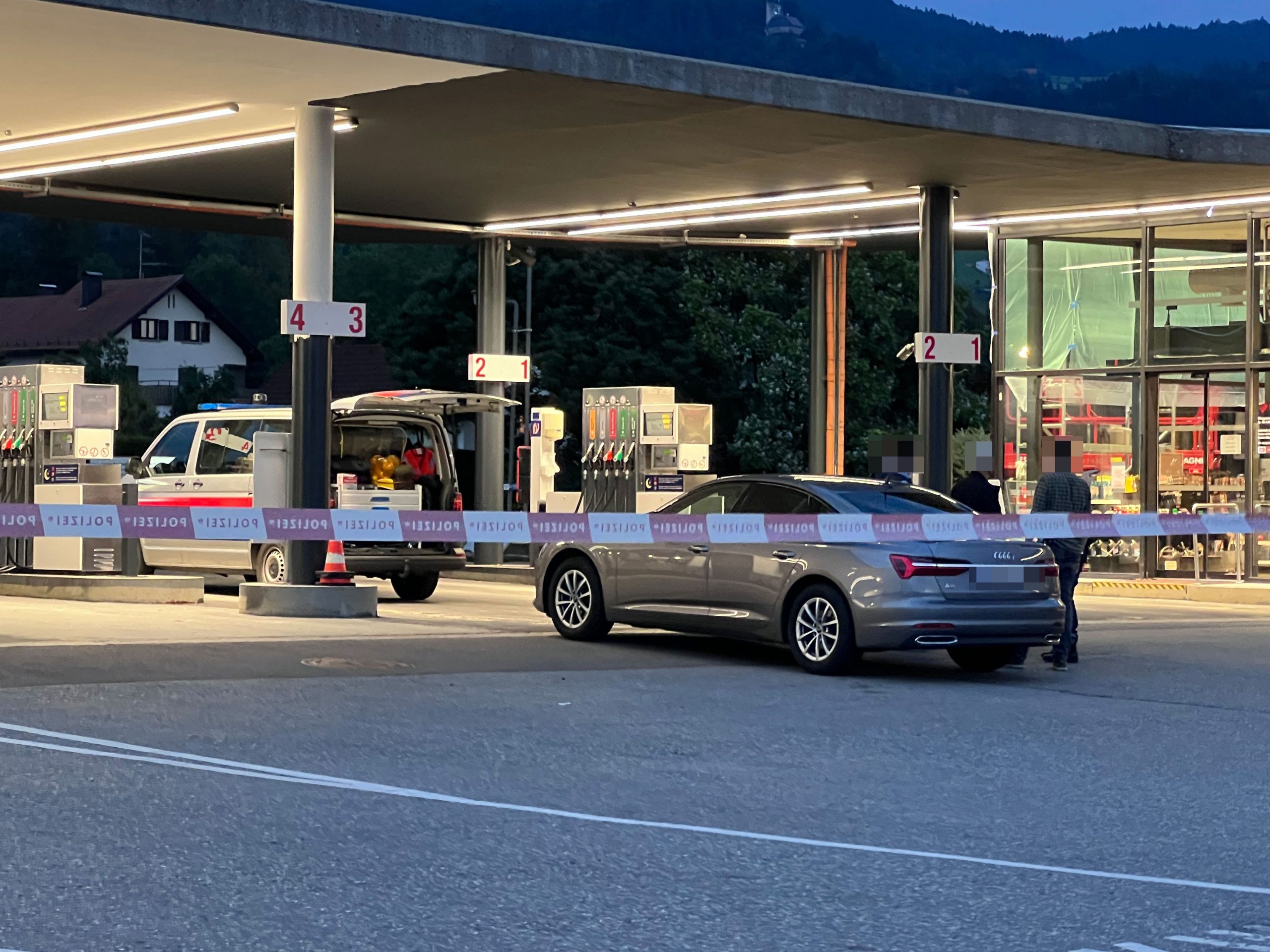 Eine Tankstelle in Hörbranz wurde am Mittwochabend überfallen.