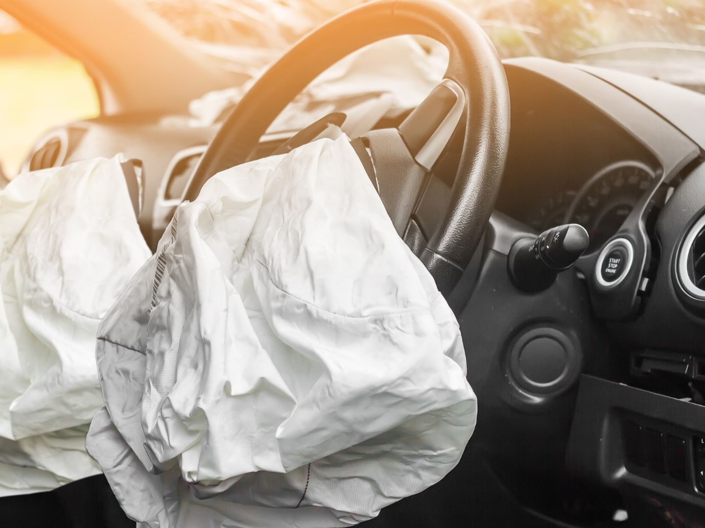 Eine 10-Jährige und ihre siebenjährige Schwester wurden bei einem Unfall schwer verletzt.