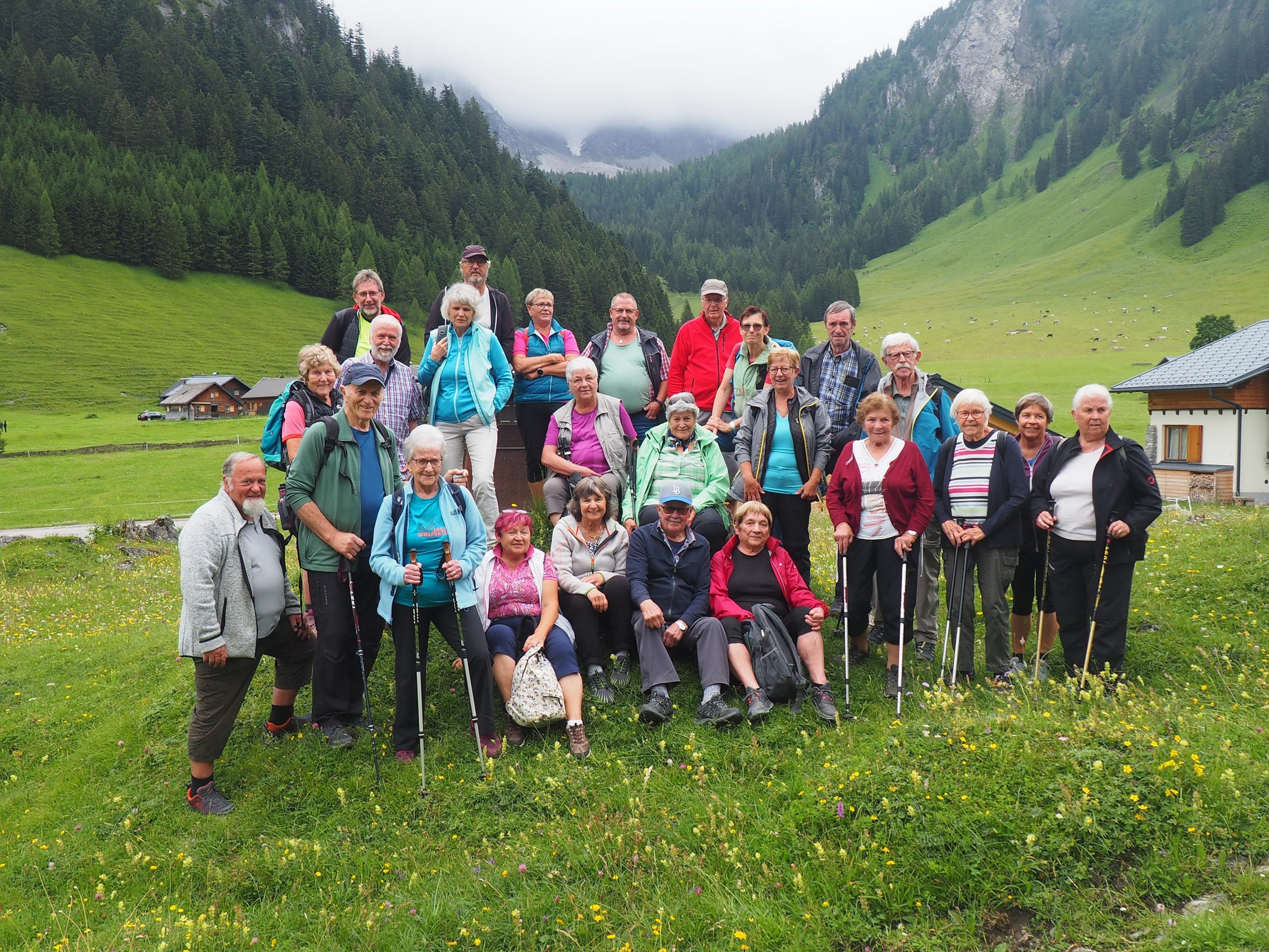 Die Götzner 50plus im Nenzinger Himmel.