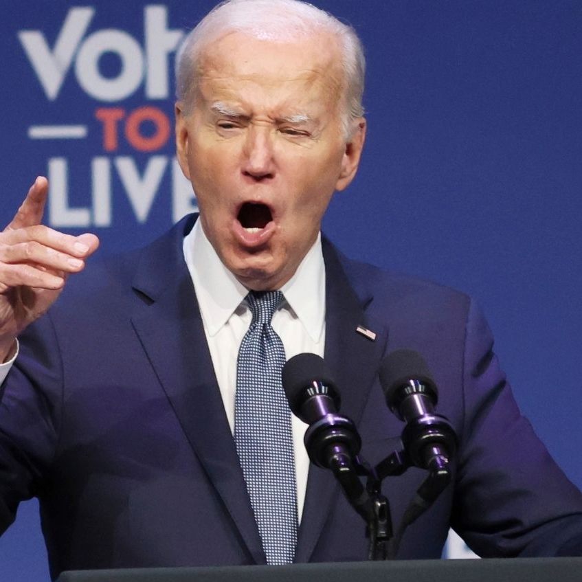 Mittlerweile hält auch das Biden-Umfeld einen Rückzug laut Berichten für möglich.