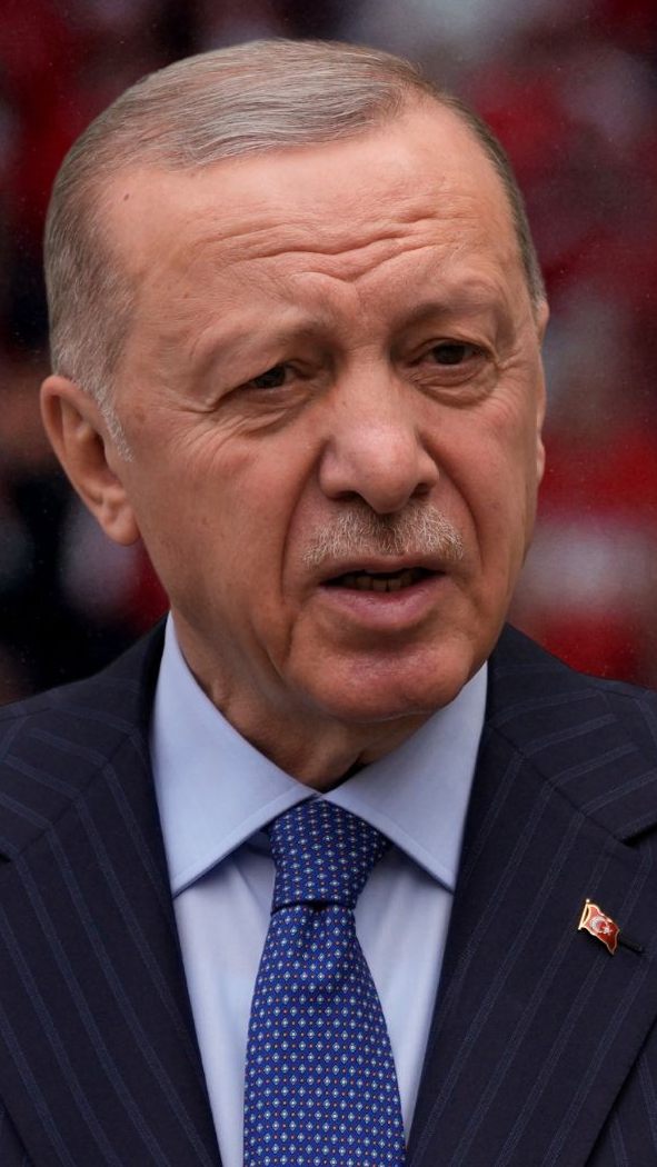 Demiral fasste zwei Spiele Sperre aus - Kein Einspruch möglich - Fall ist ein Politikum