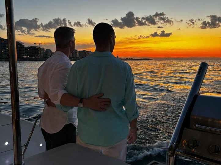 Ralf Schumacher gab nach zwei Jahren seine homosexuelle Beziehung zu Partner Etienne öffentlich bekannt.