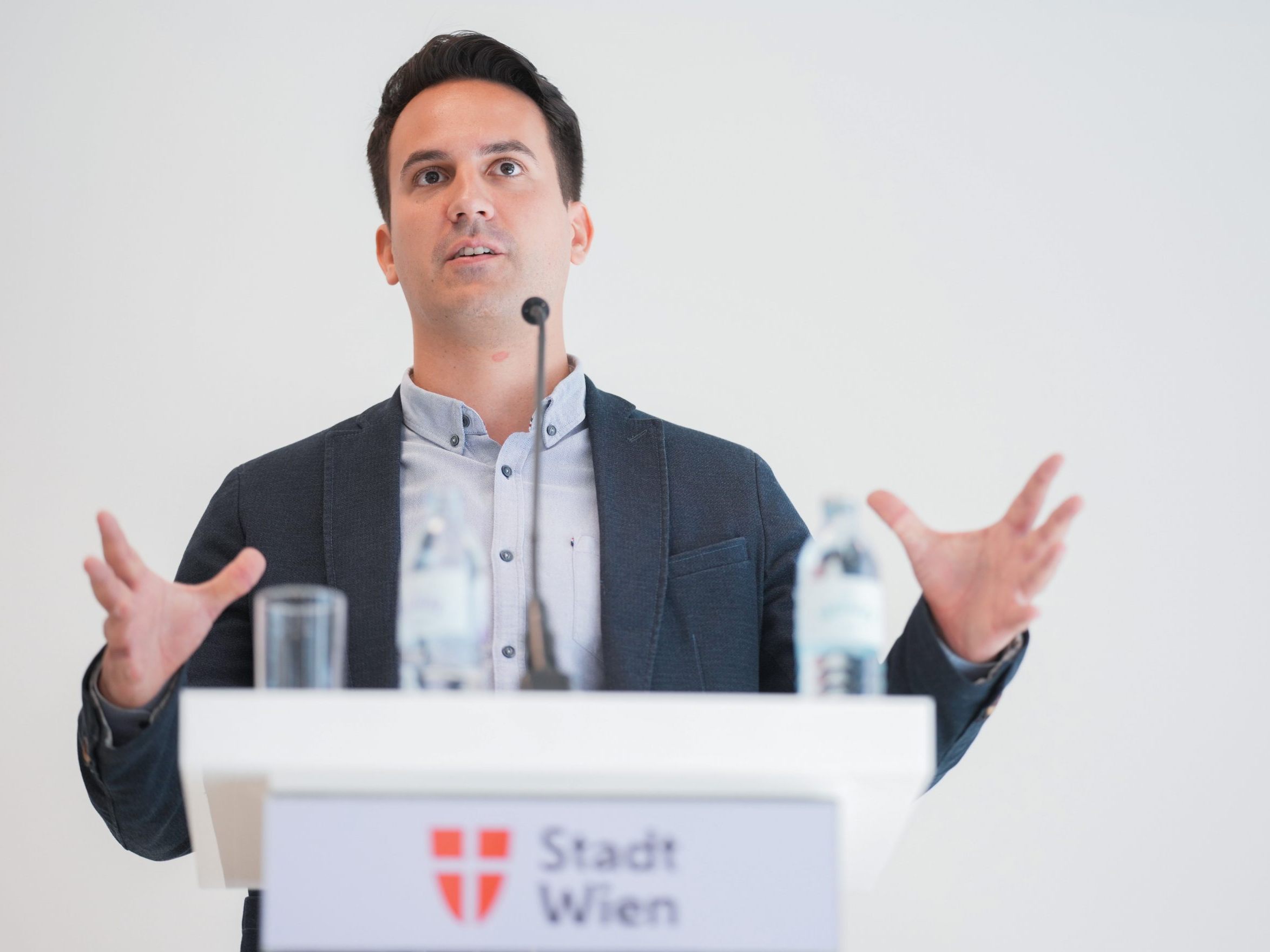 "Wir unterstützen die Wiener Pflichtschulen dort gezielt, wo sie es in der Praxis tatsächlich brauchen", so der Bildungsstadtrat.