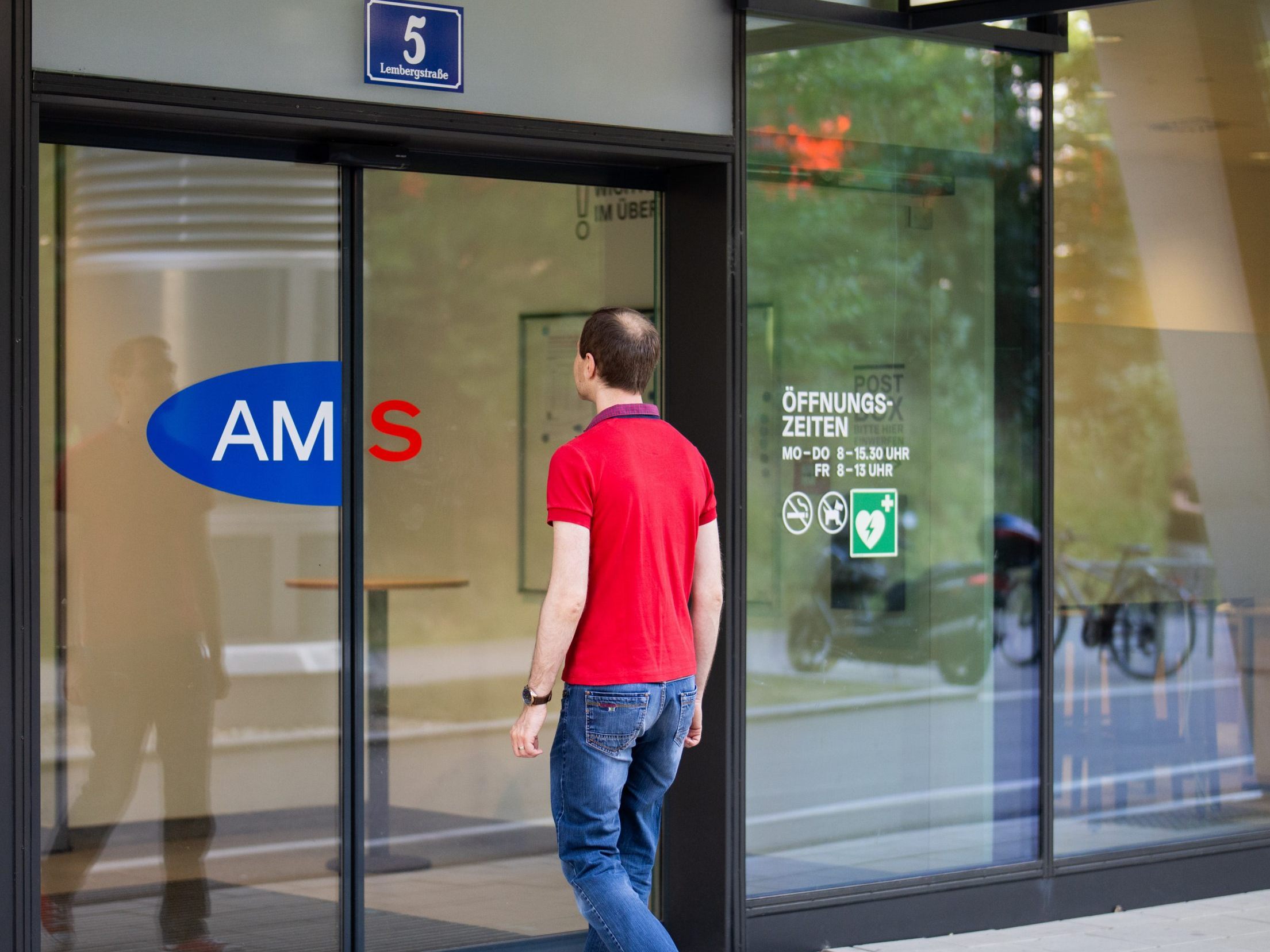 Die Arbeitslosenzahlen sind im Juli gestiegen.