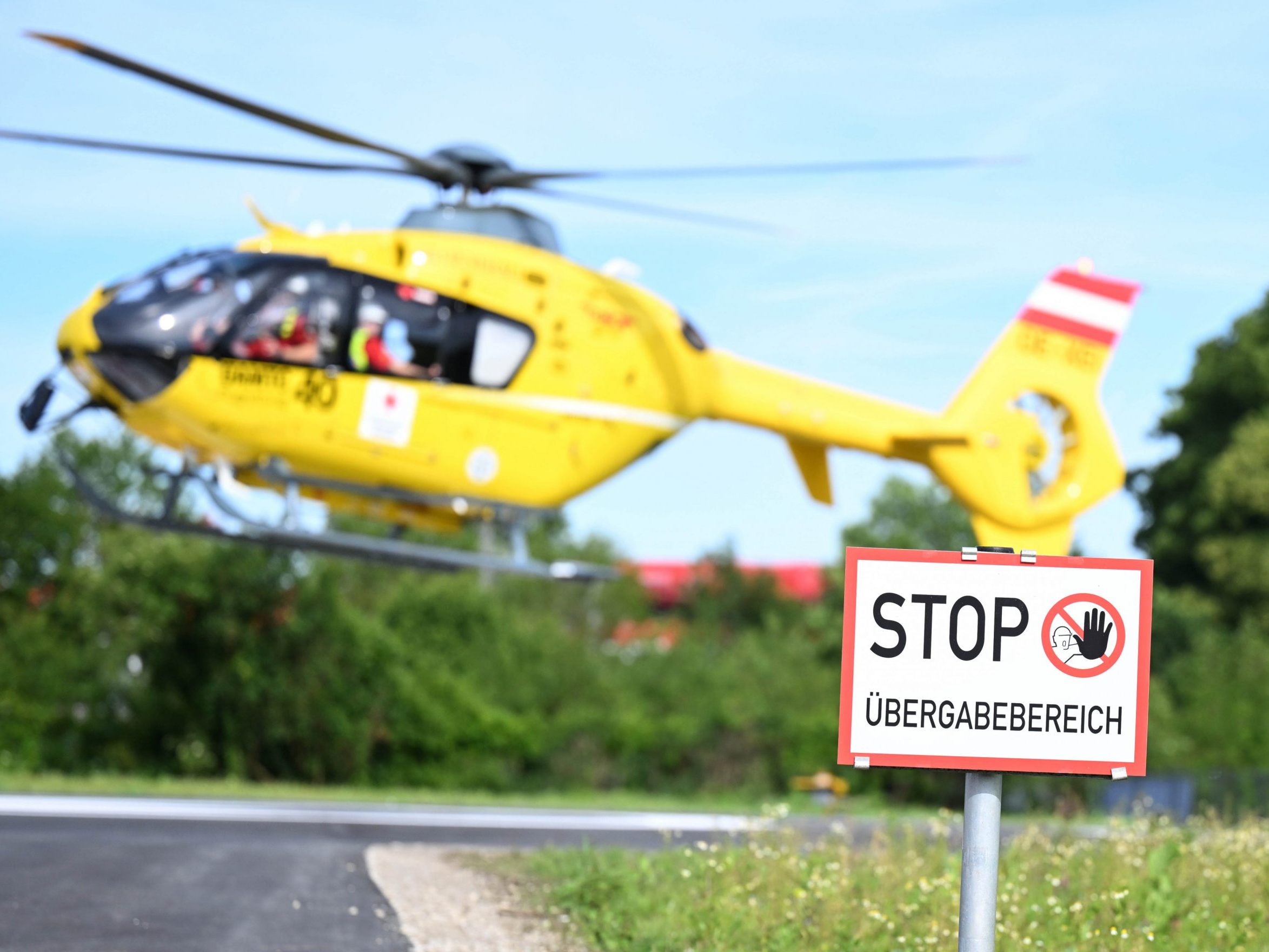 Nach dem Unfall in Wien-Josefstadt war ein Rettungshubschrauber im Einsatz.