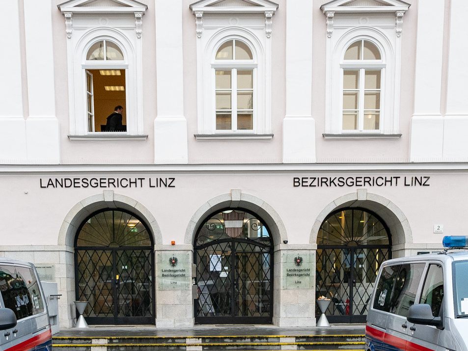 Prozess um IS-Proganda in Linz.