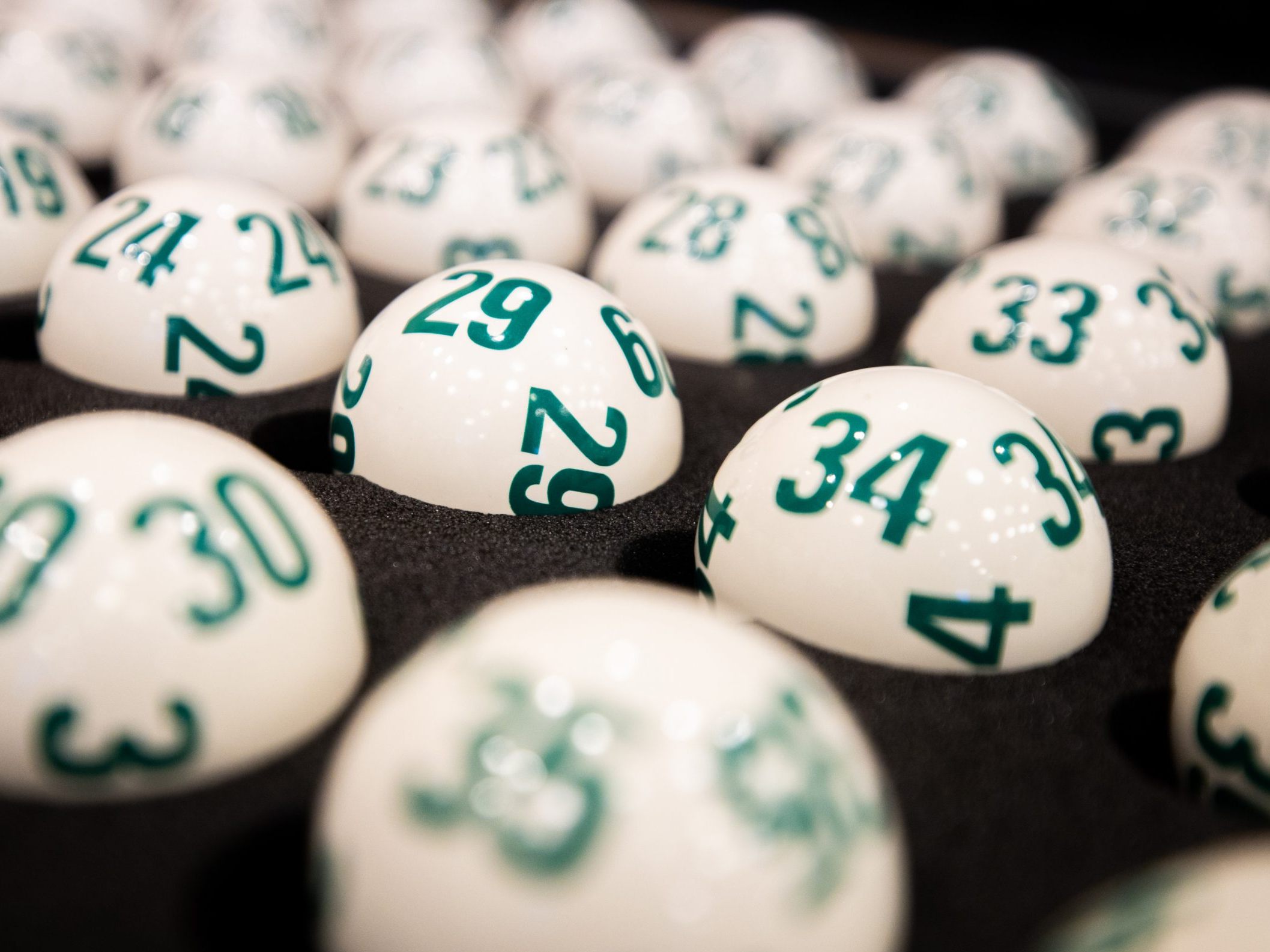 Am Sonntag geht es um einen Lotto-Doppeljackpot.
