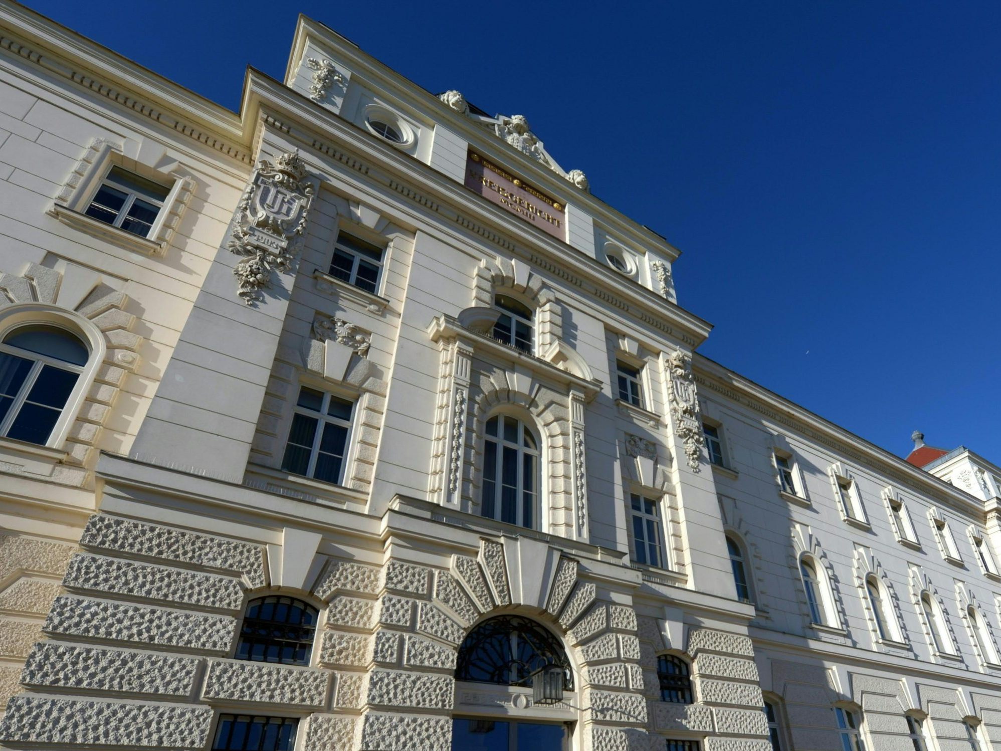 Niederösterreich: Prozess vertagt. Niederösterreich: Prozess vertagt.