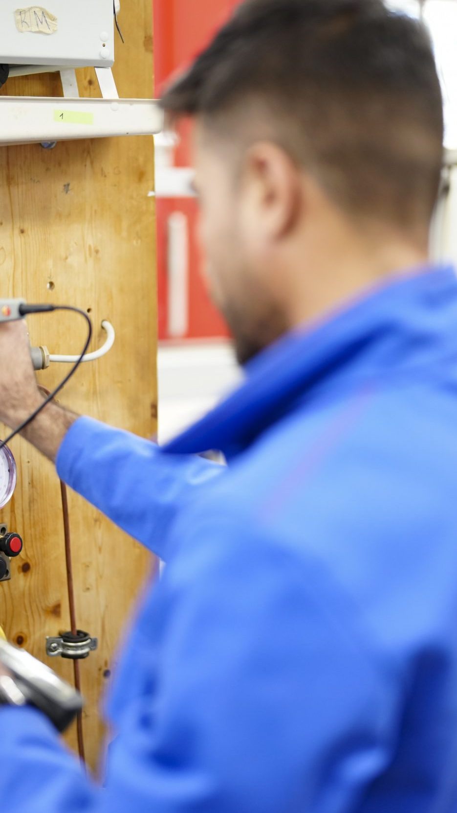 Die Lehrlingszahlen in Österreich erreichen ein neues Tief.