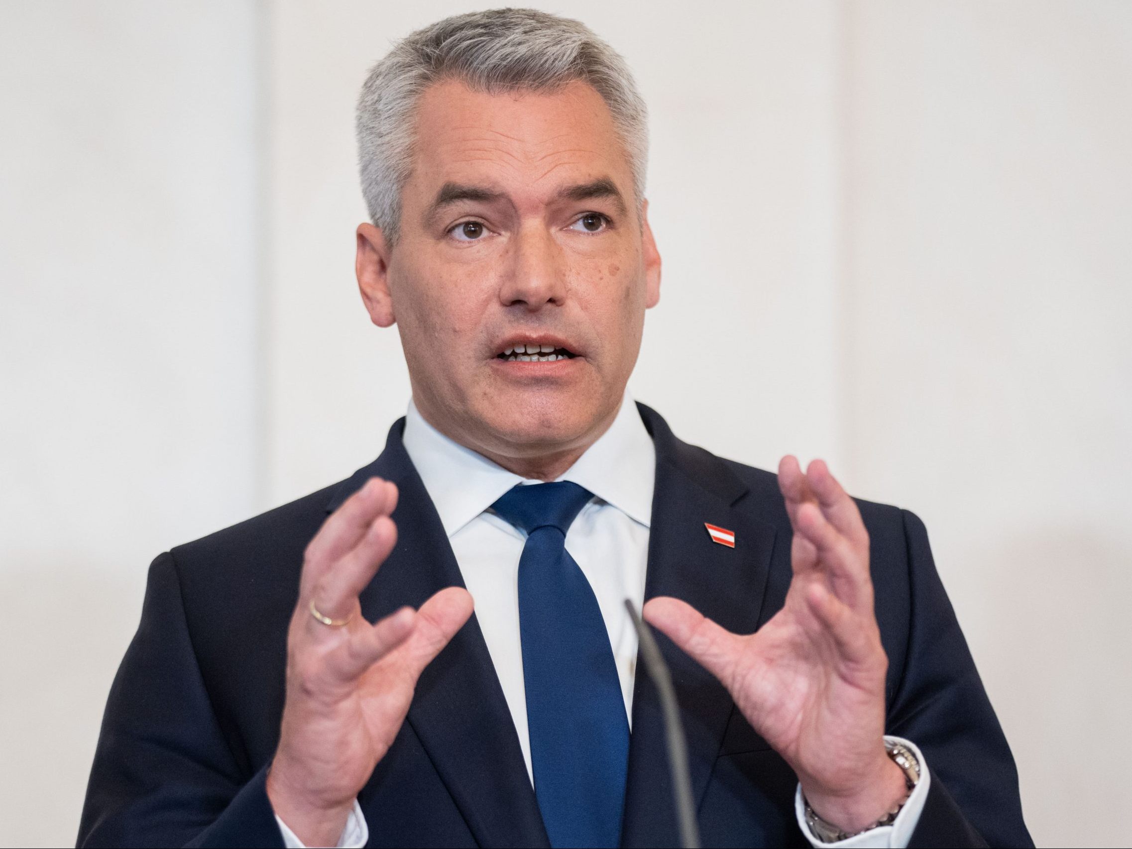 Karl Nehammer meldet sich nach den abgesagten Swift-Konzerten zu Wort.