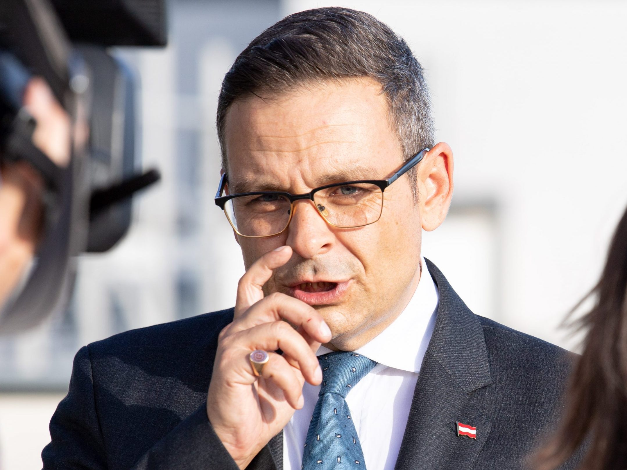 Erneuter Strafantrag gegen Grosz.
