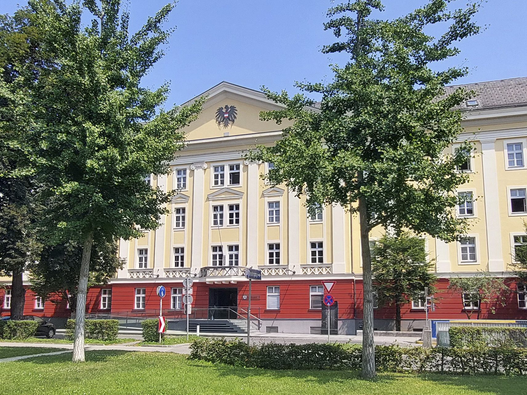 Das Landesgericht Klagenfurt.