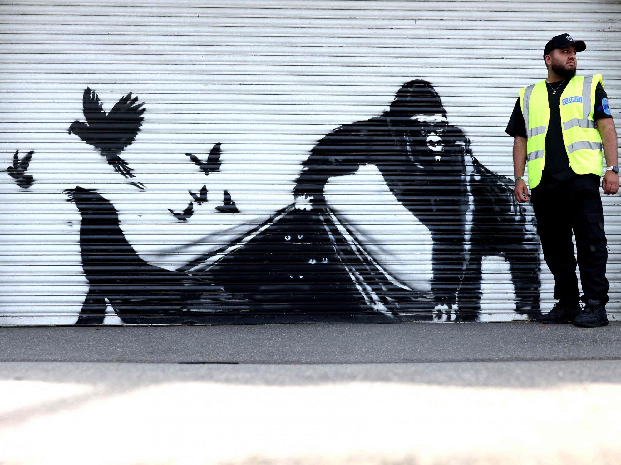 Street-Art-Künstler Banksy beendete mit dem Gorilla seine jüngste Serie in London.