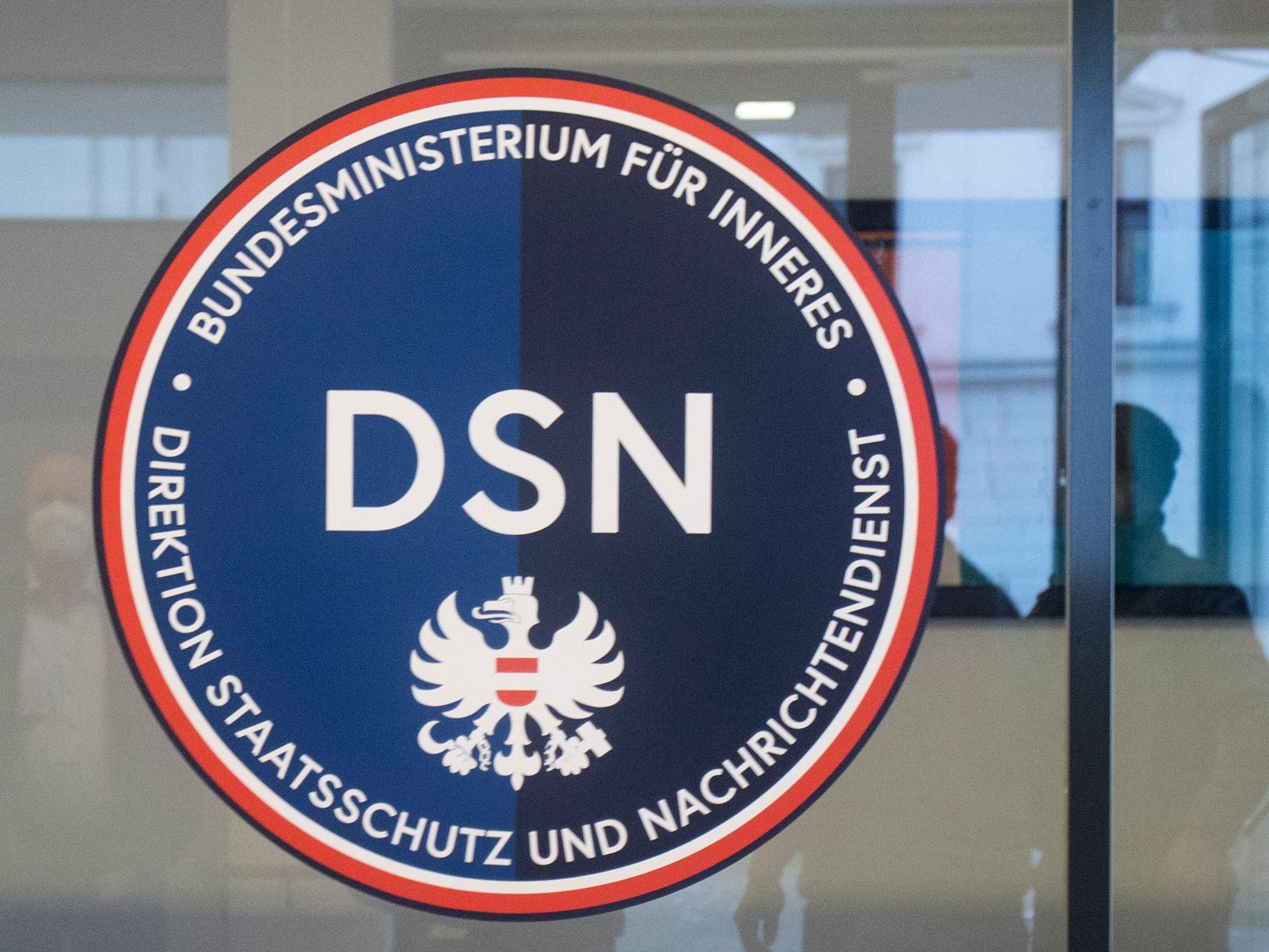 Der Staatsschutz zeigte Irans Botschafter an. Der Staatsschutz zeigte Irans Botschafter an.