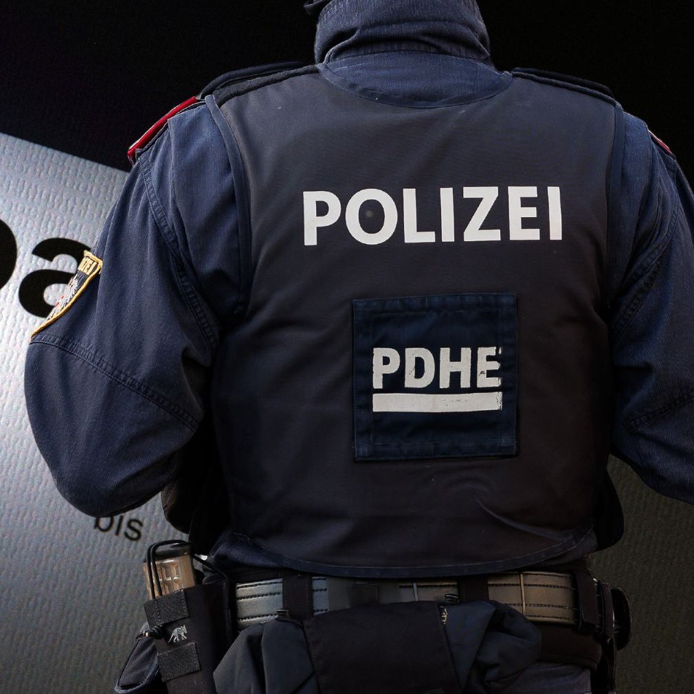 Die Steuerfahndung führte im ersten Halbjahr 56 Hausdurchsuchungen durch.