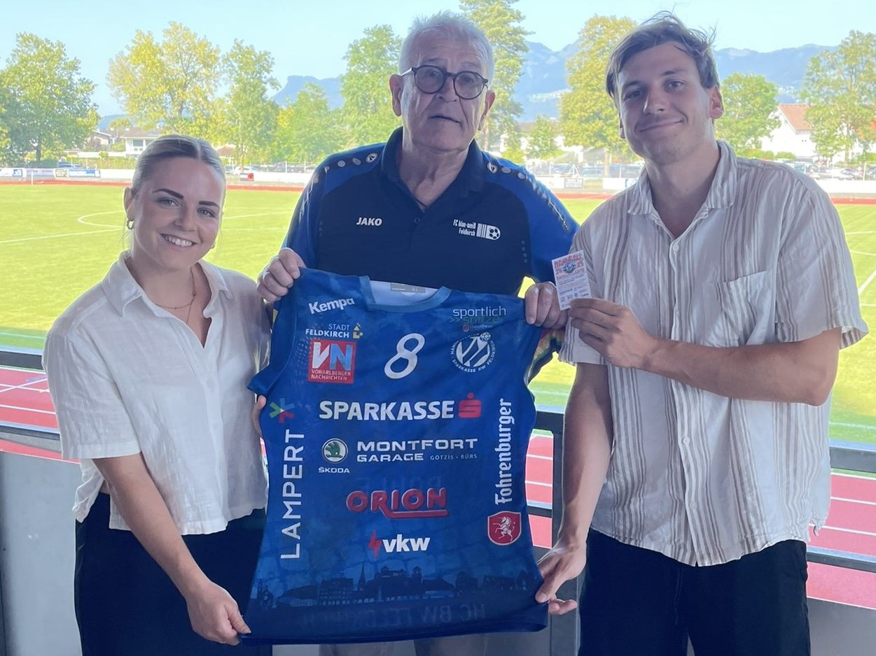 Feldkircher Handballer und Fußballer intensivieren die Zusammenarbeit. Feldkircher Handballer und Fußballer intensivieren die Zusammenarbeit.