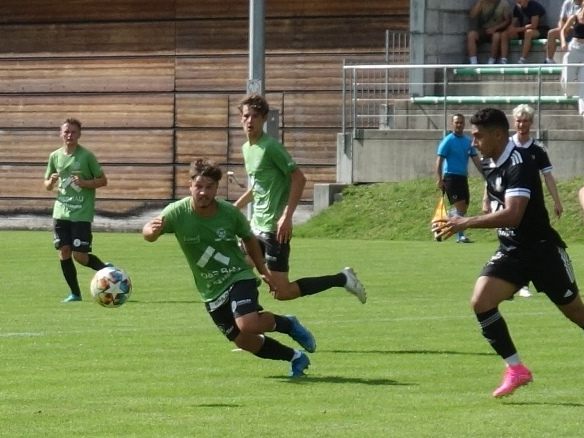 Das Duell Andelsbuch gegen Schwarzenberg gab es kürzlich schon im Wäldercup.