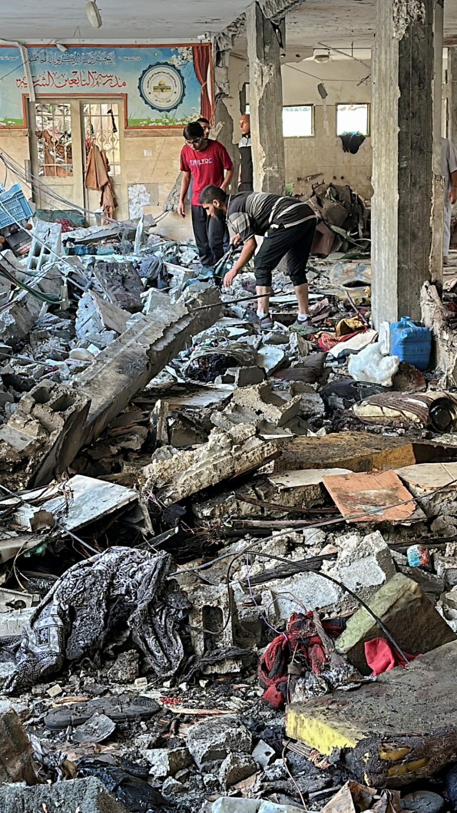 Israelische Armee behauptet: Islamistische Kommandozentrale im Gebäude war Ziel.