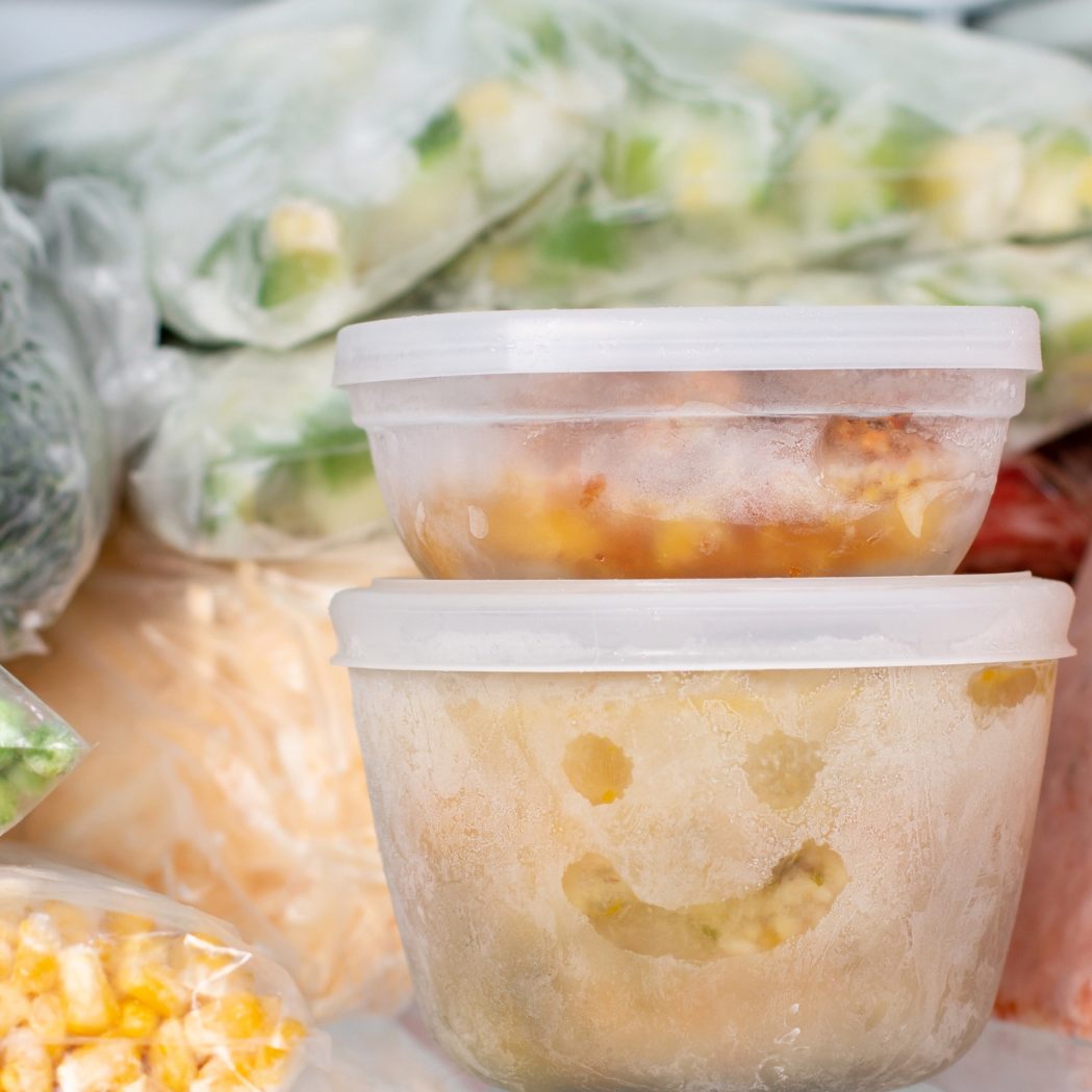 Ein effizient genutzter Tiefkühler sorgt dafür, dass du stets frische Lebensmittel und genug Platz für deine Vorräte hast.