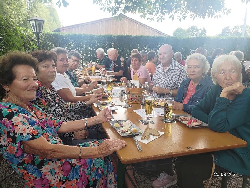 Sommerparty beim Lustenauer PVÖ Sommerparty beim Lustenauer PVÖ