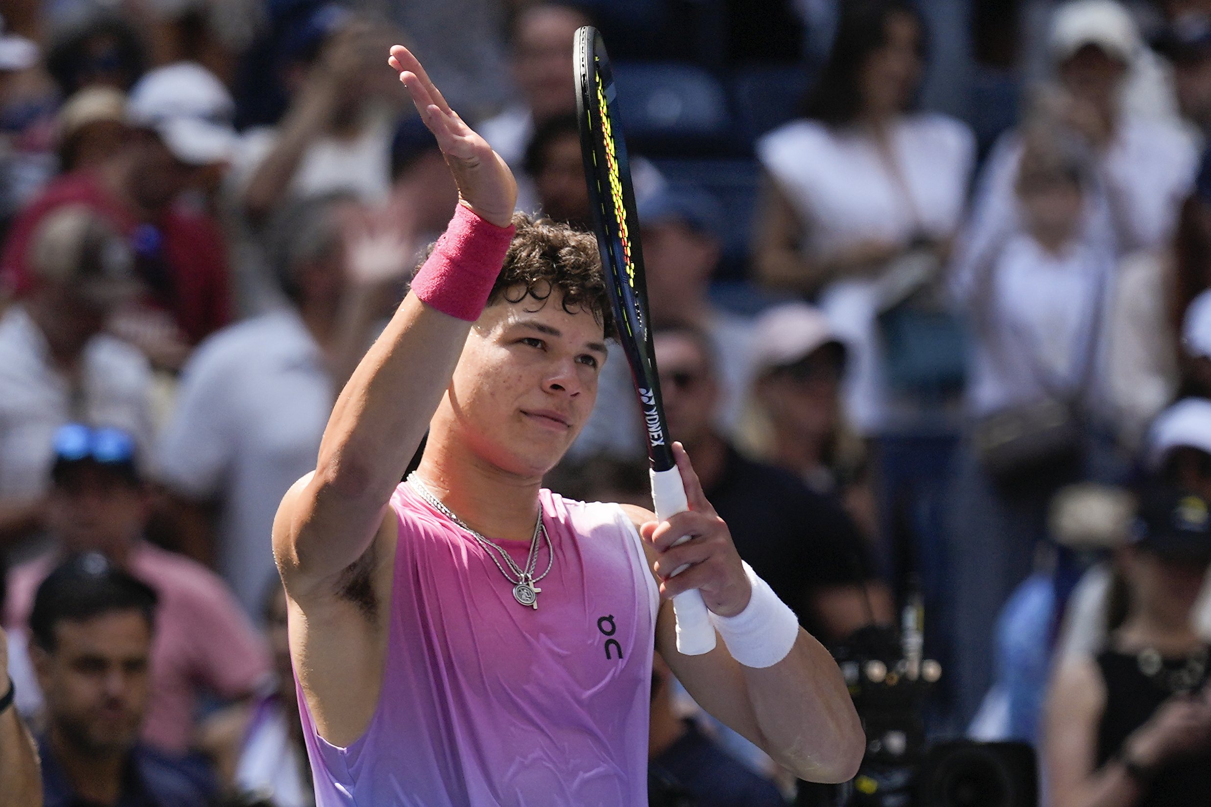 ©Reuters, AP; AFP; Usa Today