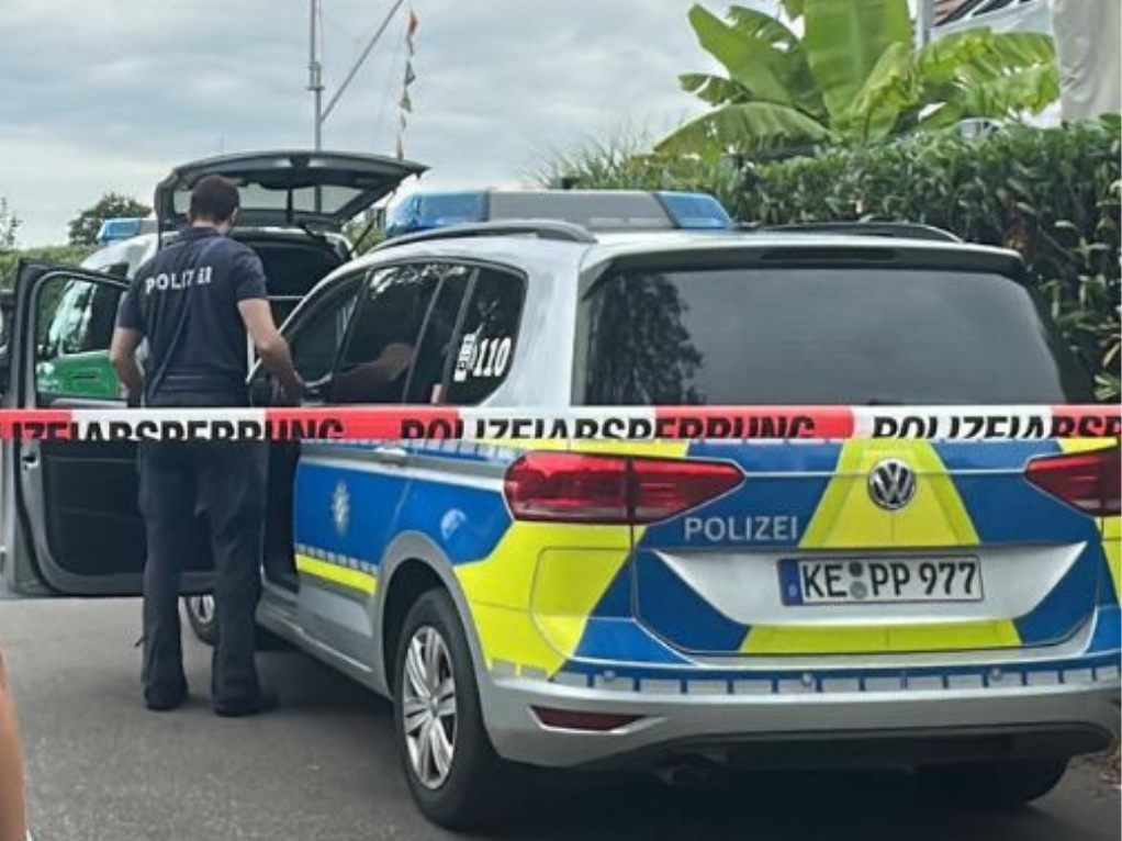 Noch immer sucht die Polizei nach dem Täter. Noch immer sucht die Polizei nach dem Täter.