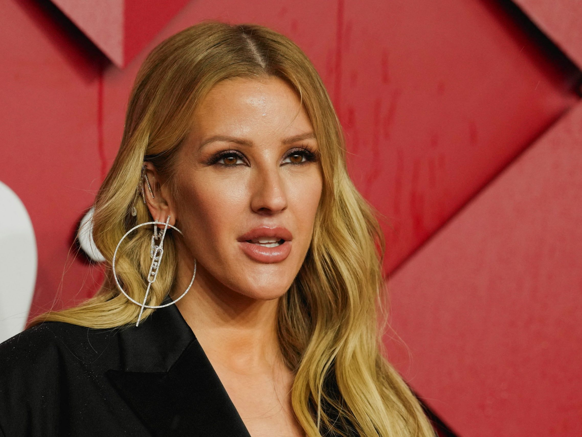 Ellie Goulding (im Bild) folgt in Ischgl auf Demi Lovato.