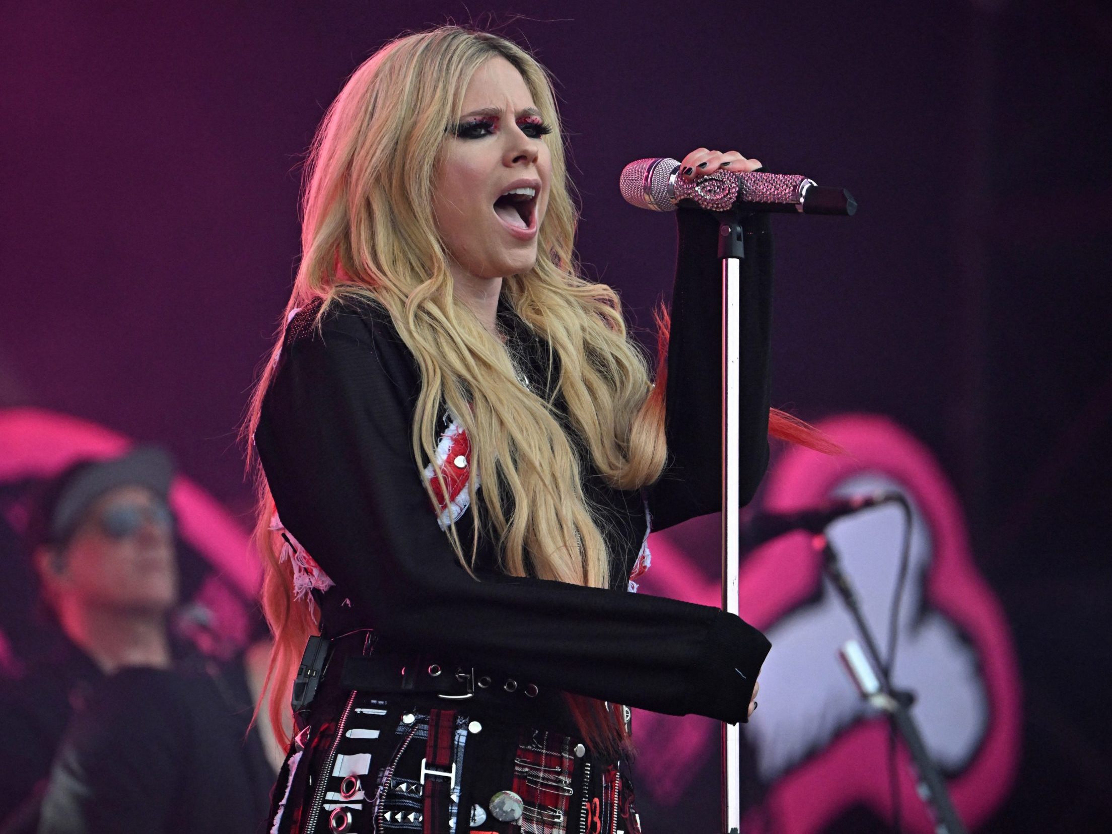 Avril Lavigne feiert ihren 40. Geburstag.