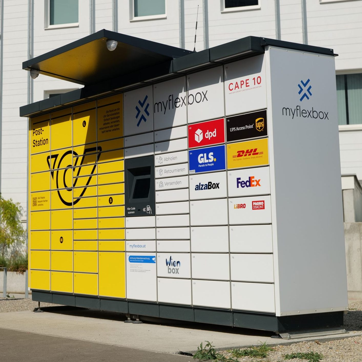 Die Post erweitert ihr Netz an Paketstationen.