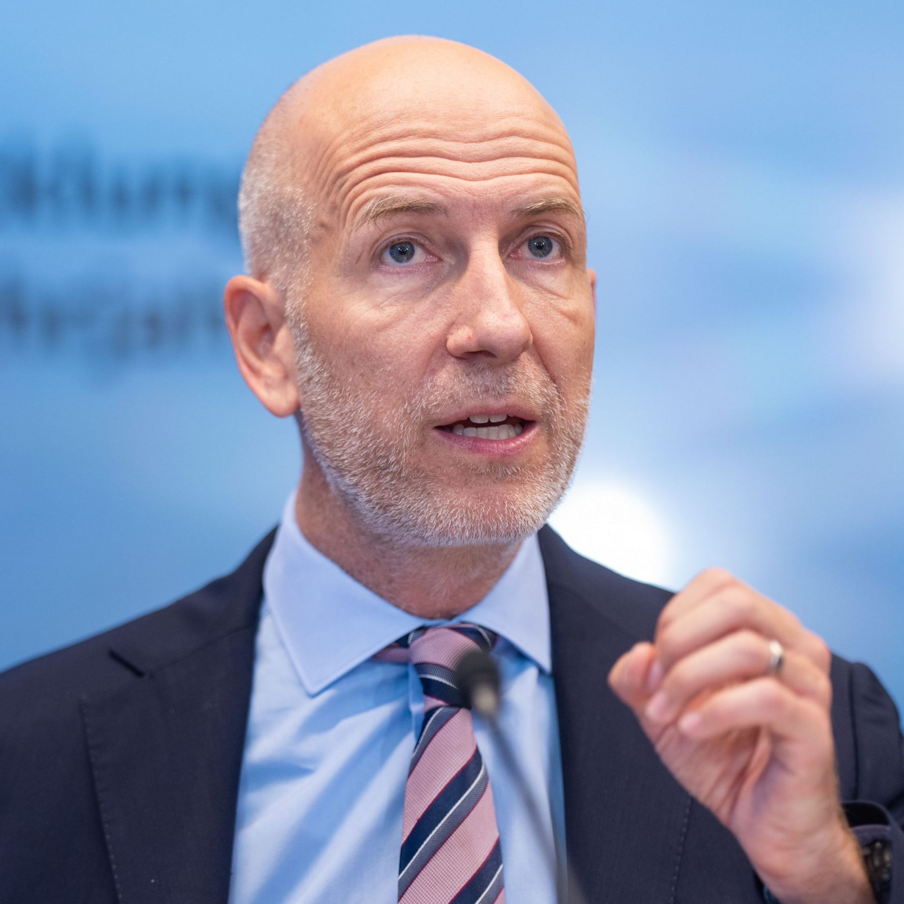 Kurzarbeit für geschädigte Firmen ist ab sofort möglich.