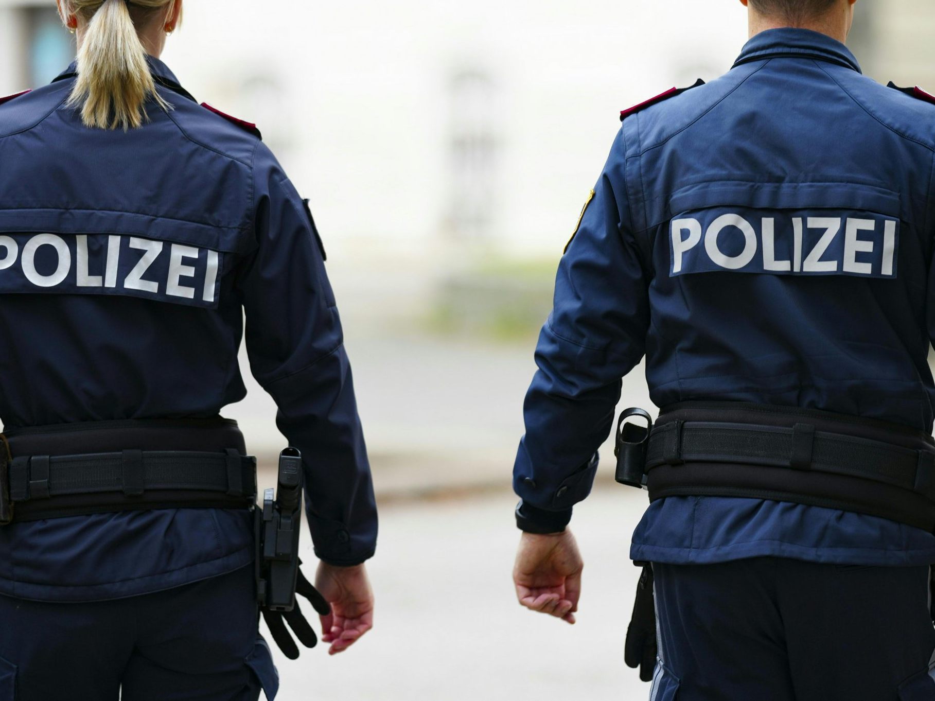 Die Jugendlichen wurden vorläufig festgenommen. Die Jugendlichen wurden vorläufig festgenommen.