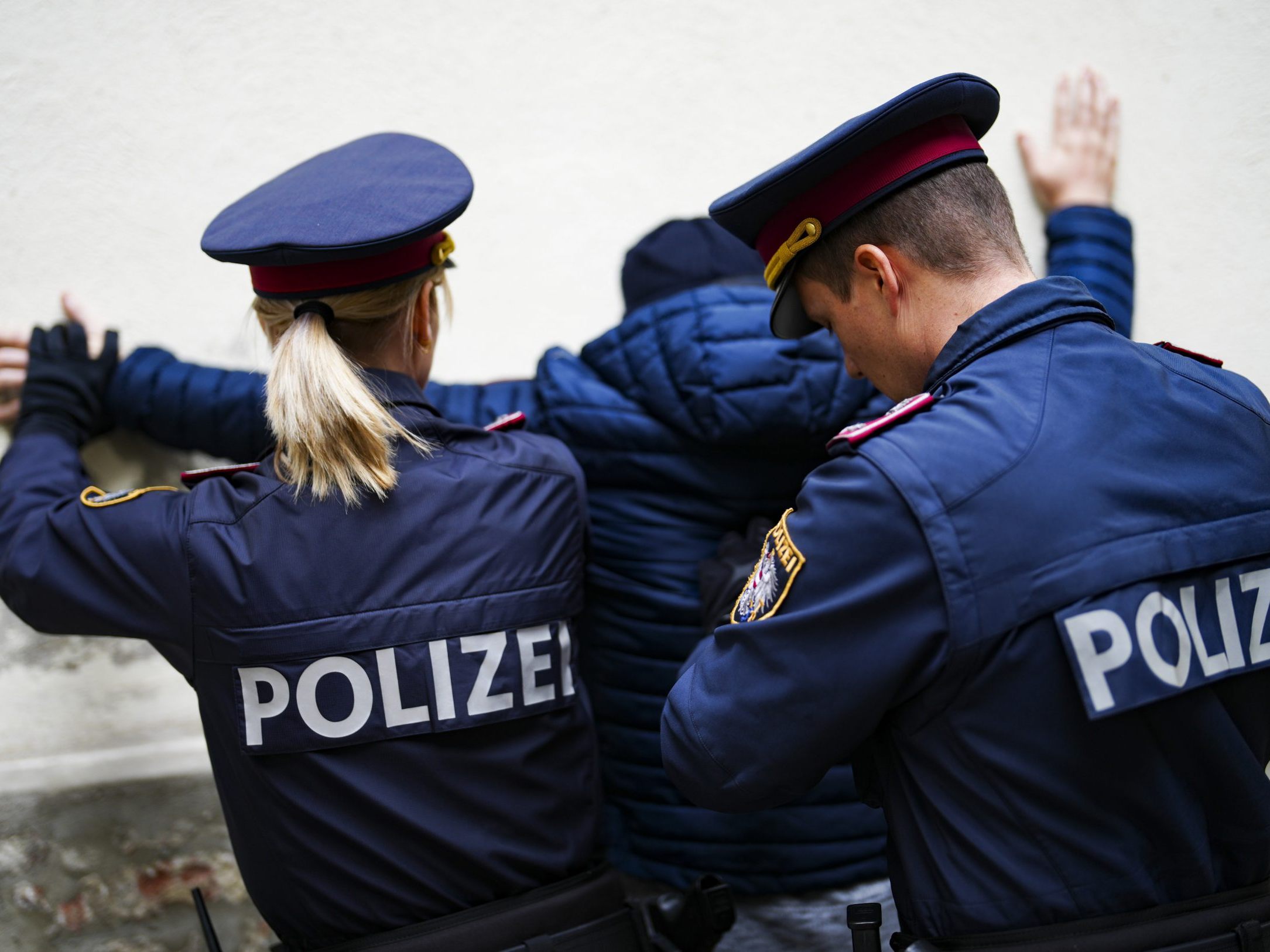 Der Mann wurde auf freiem Fuß angezeigt. Der Mann wurde auf freiem Fuß angezeigt.