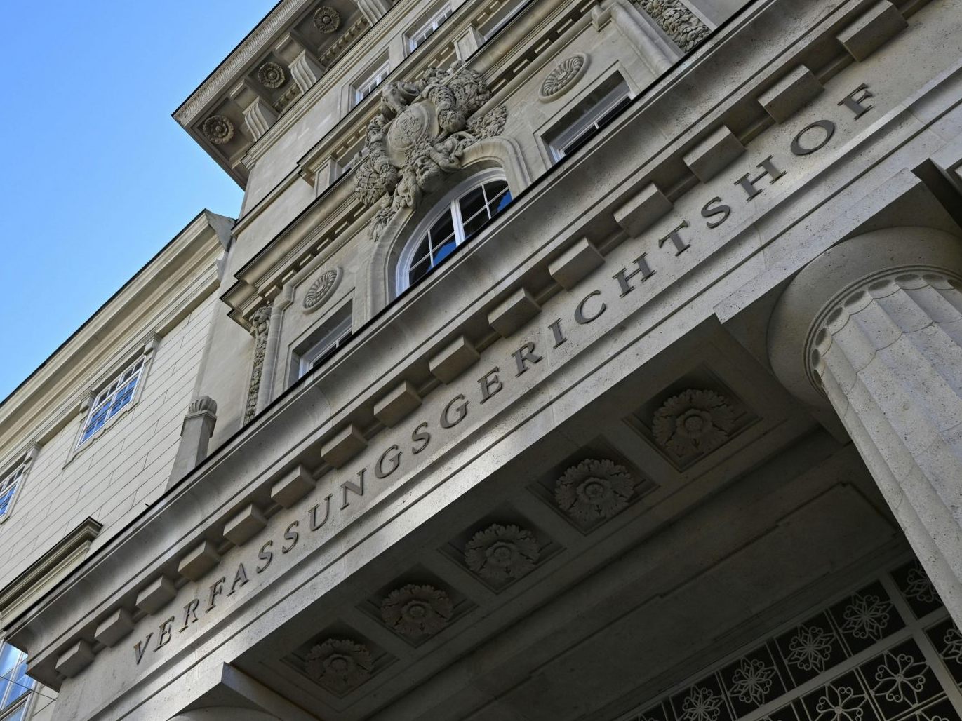 Der VfGH verhandelt erneut über mehrere Bestimmungen zur Sterbehilfe.